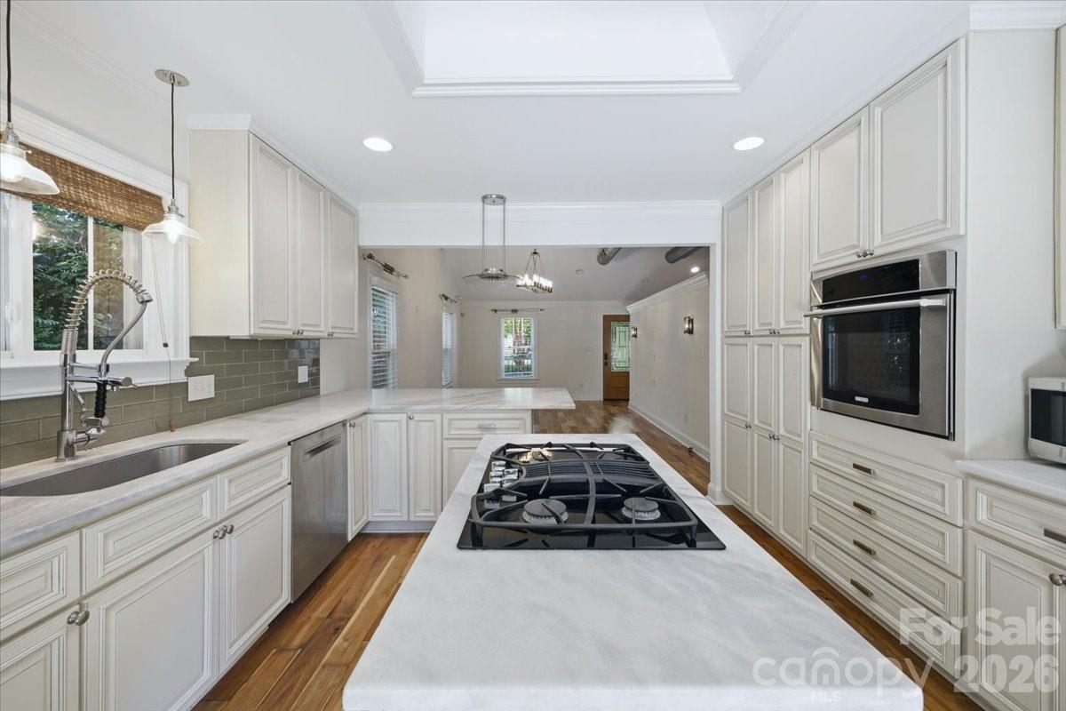 813 Walnut Avenue Property Photo 15