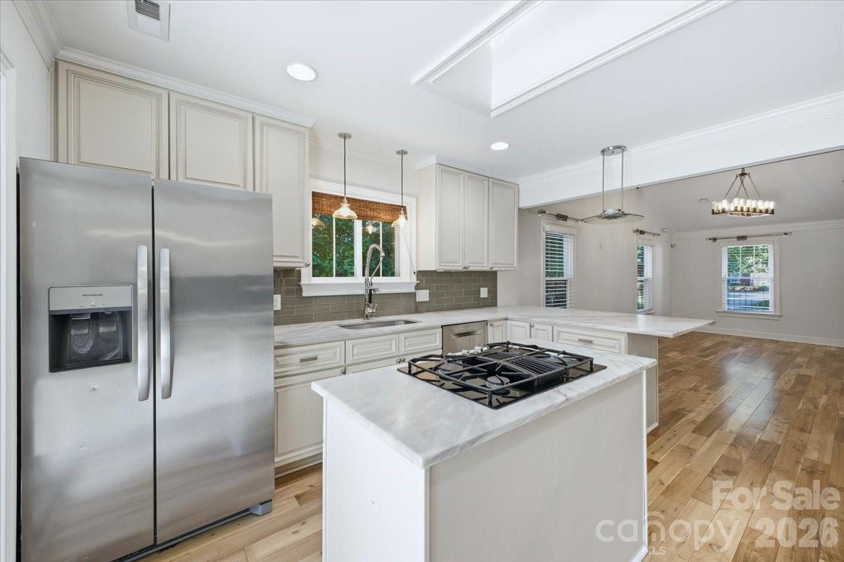 813 Walnut Avenue Property Photo 17