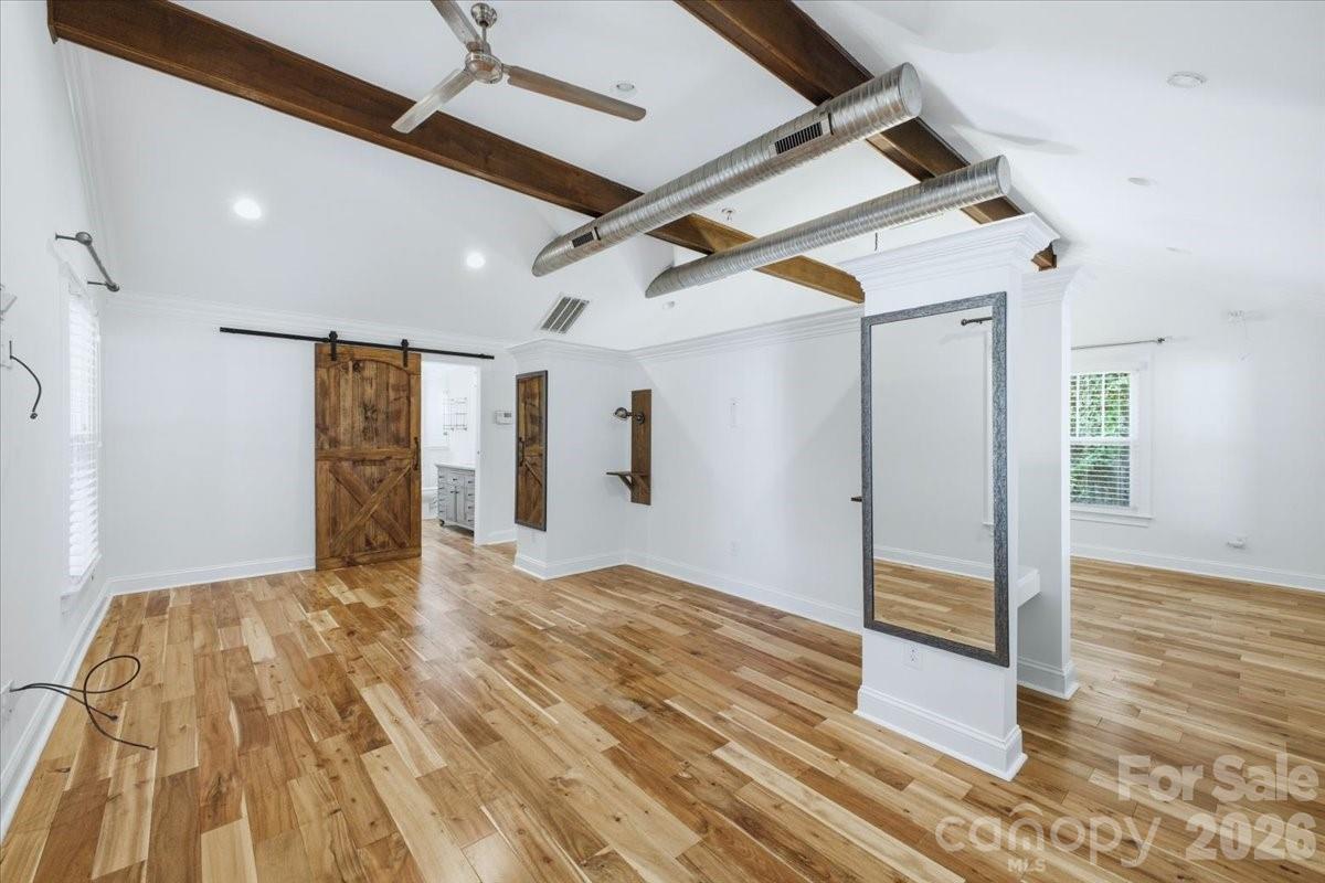 813 Walnut Avenue Property Photo 22