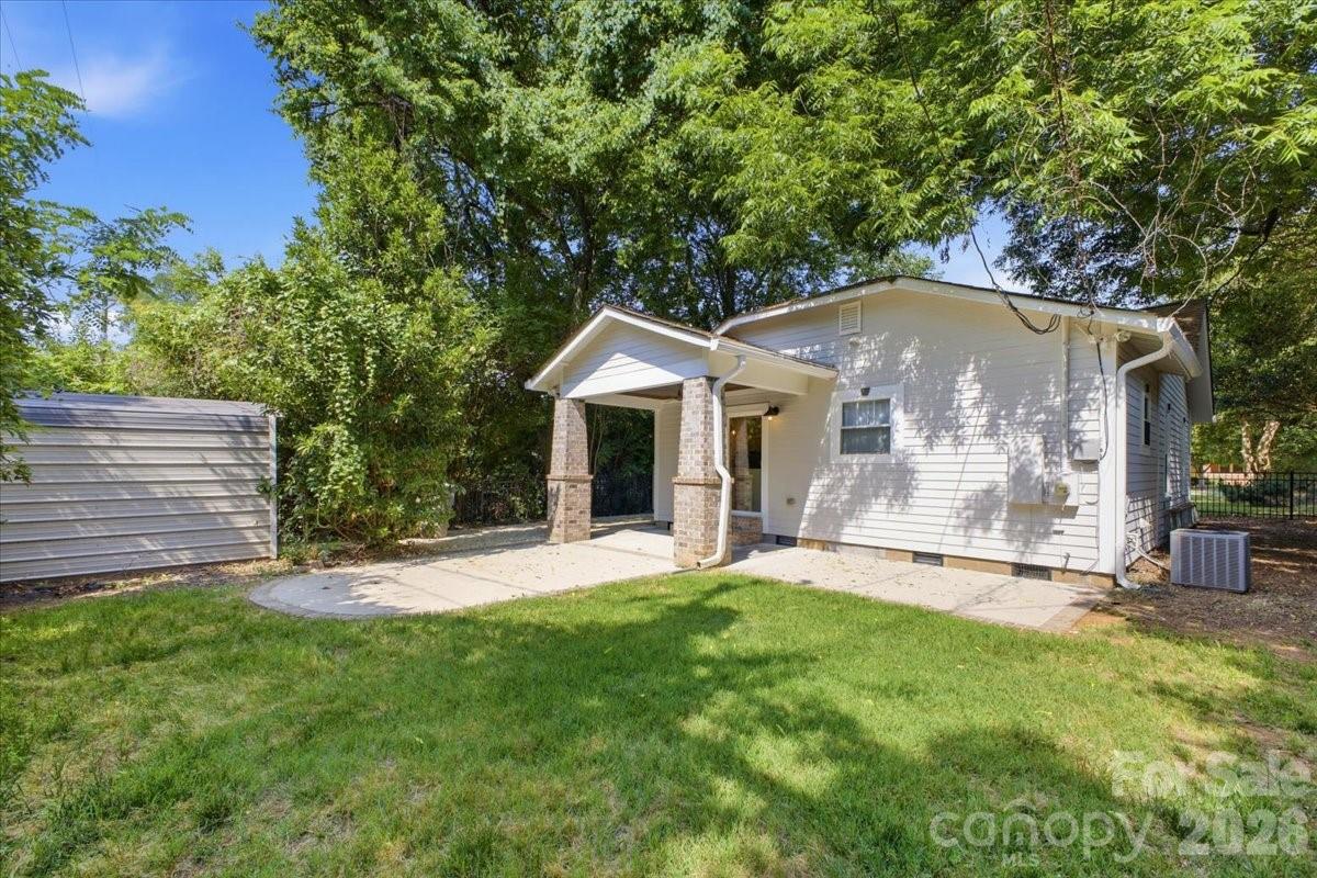 813 Walnut Avenue Property Photo 35