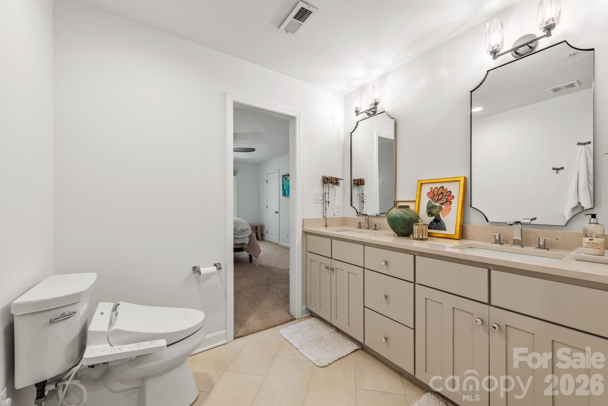 367 W 7th Street Property Photo 15
