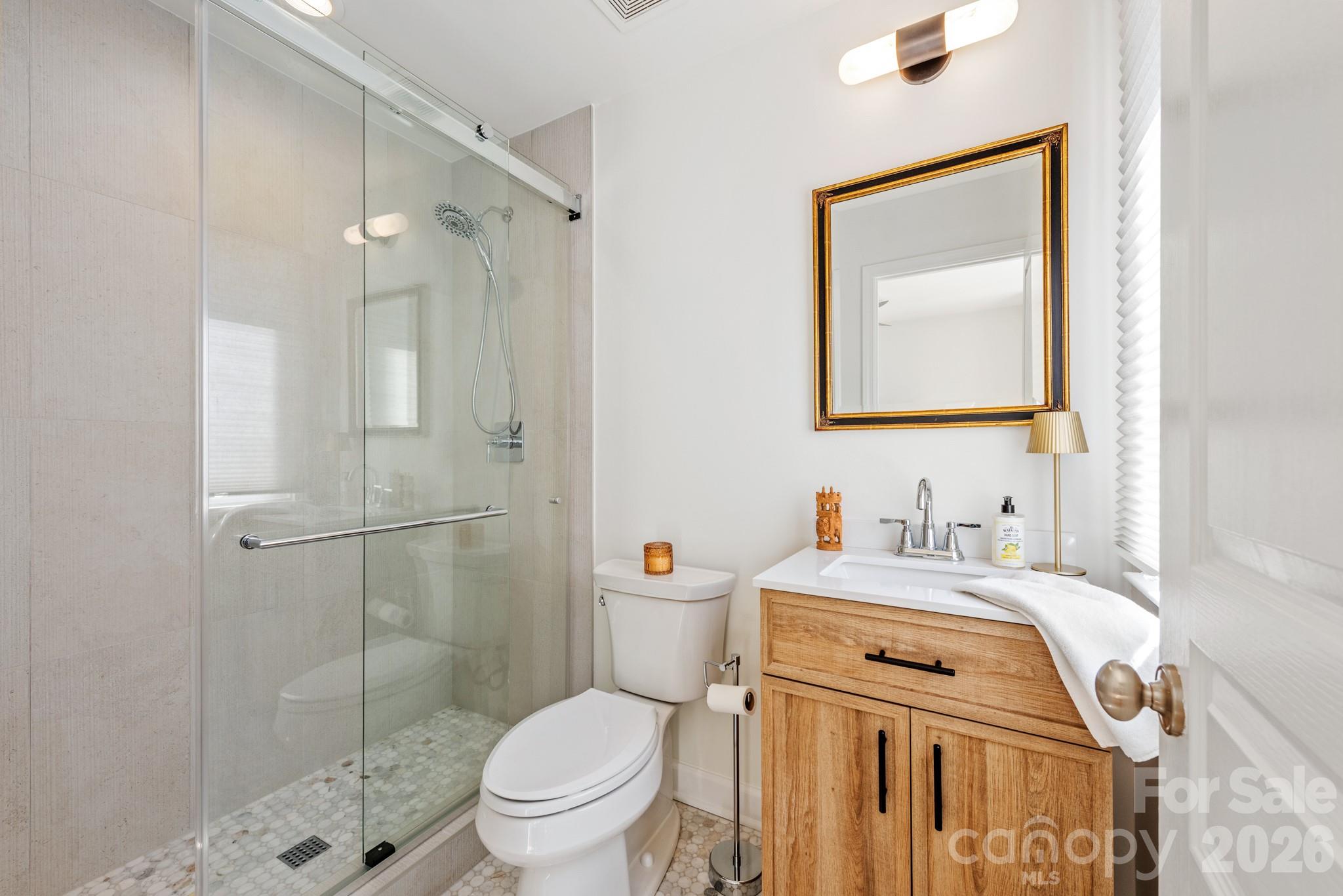 367 W 7th Street Property Photo 18