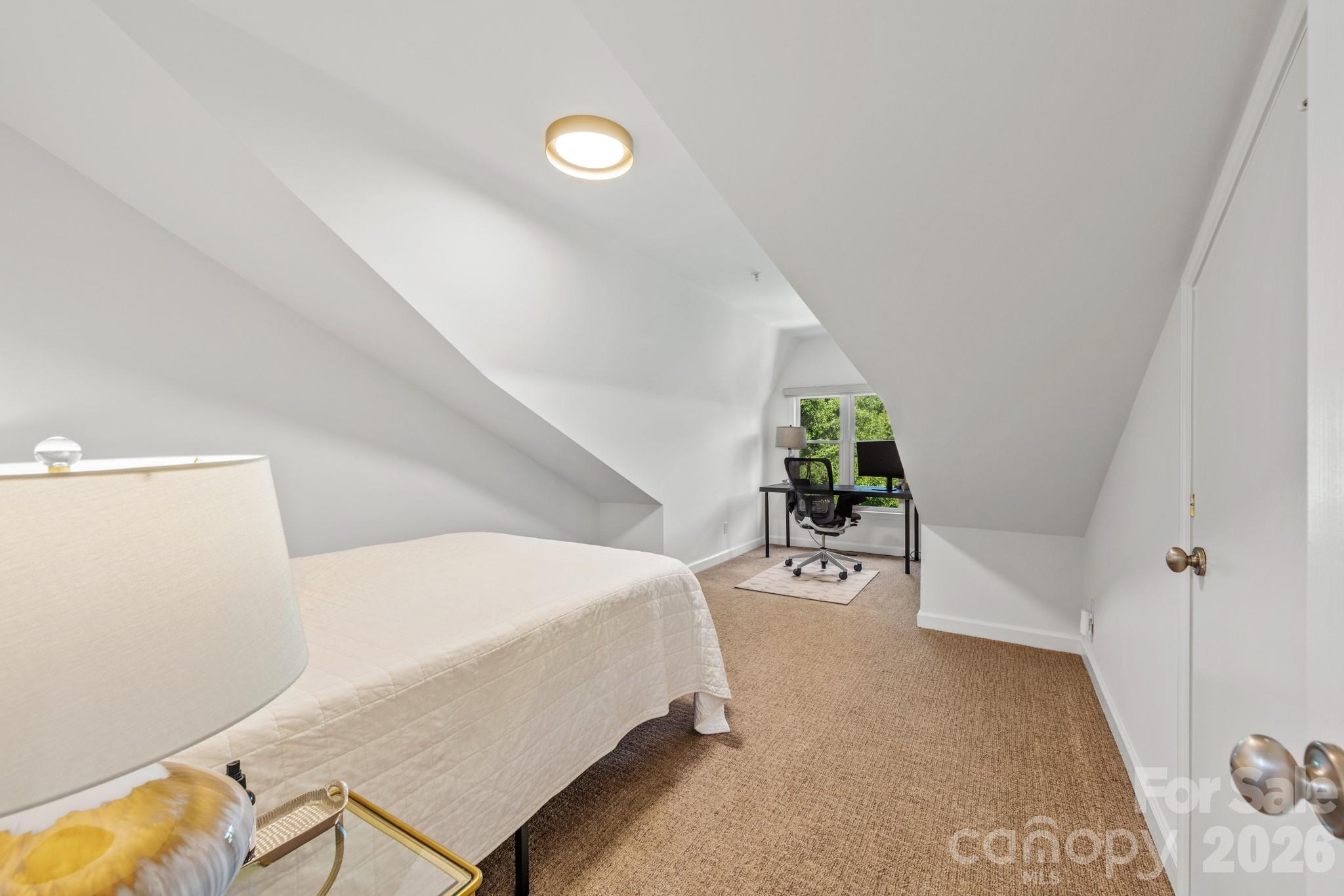 367 W 7th Street Property Photo 21
