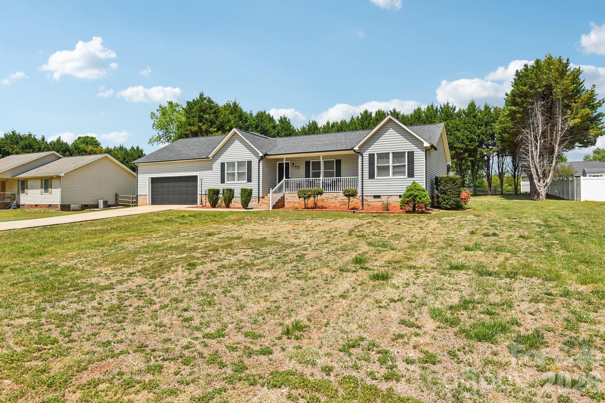140 Clearview Road Property Photo 4