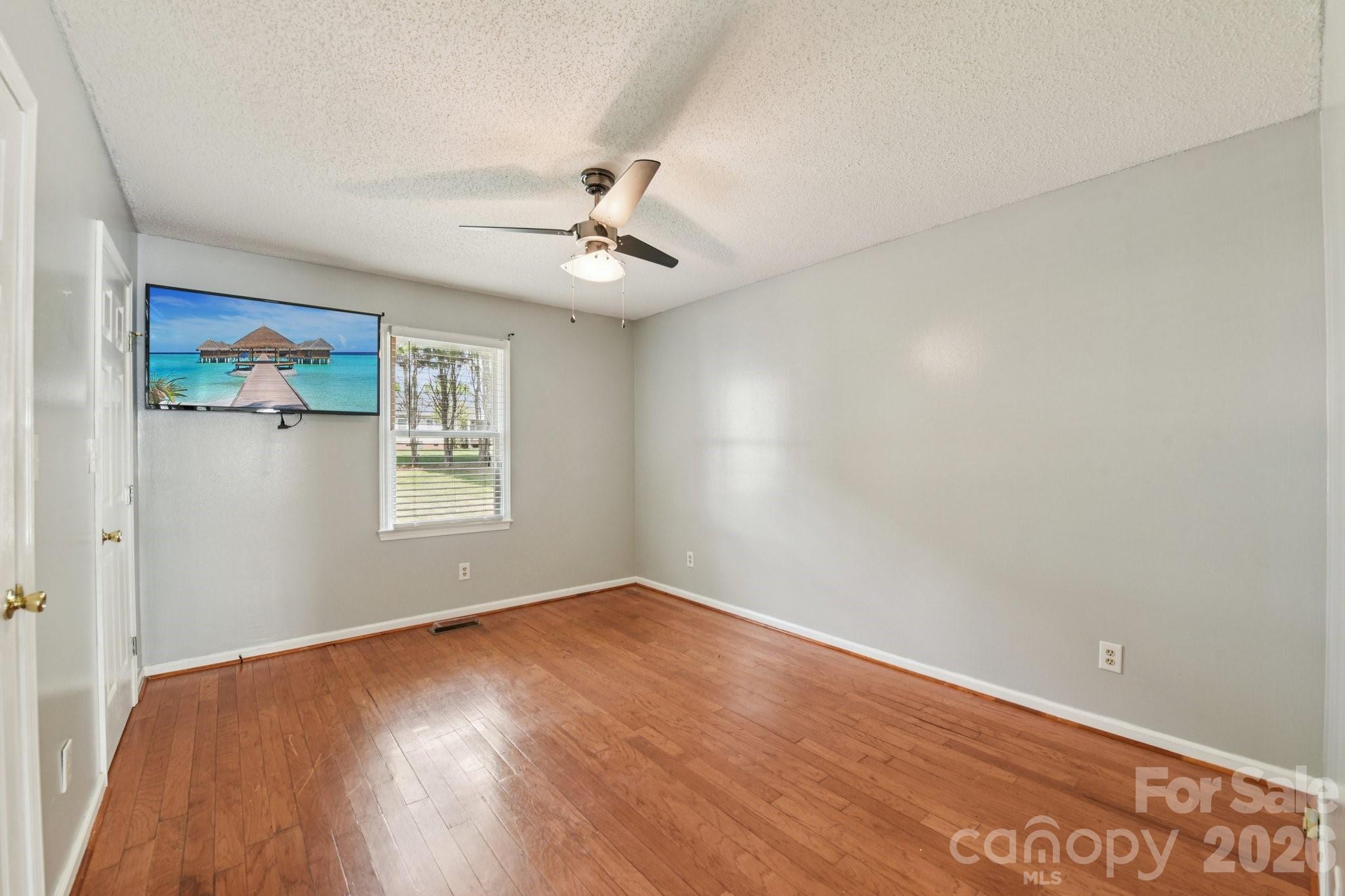 140 Clearview Road Property Photo 22