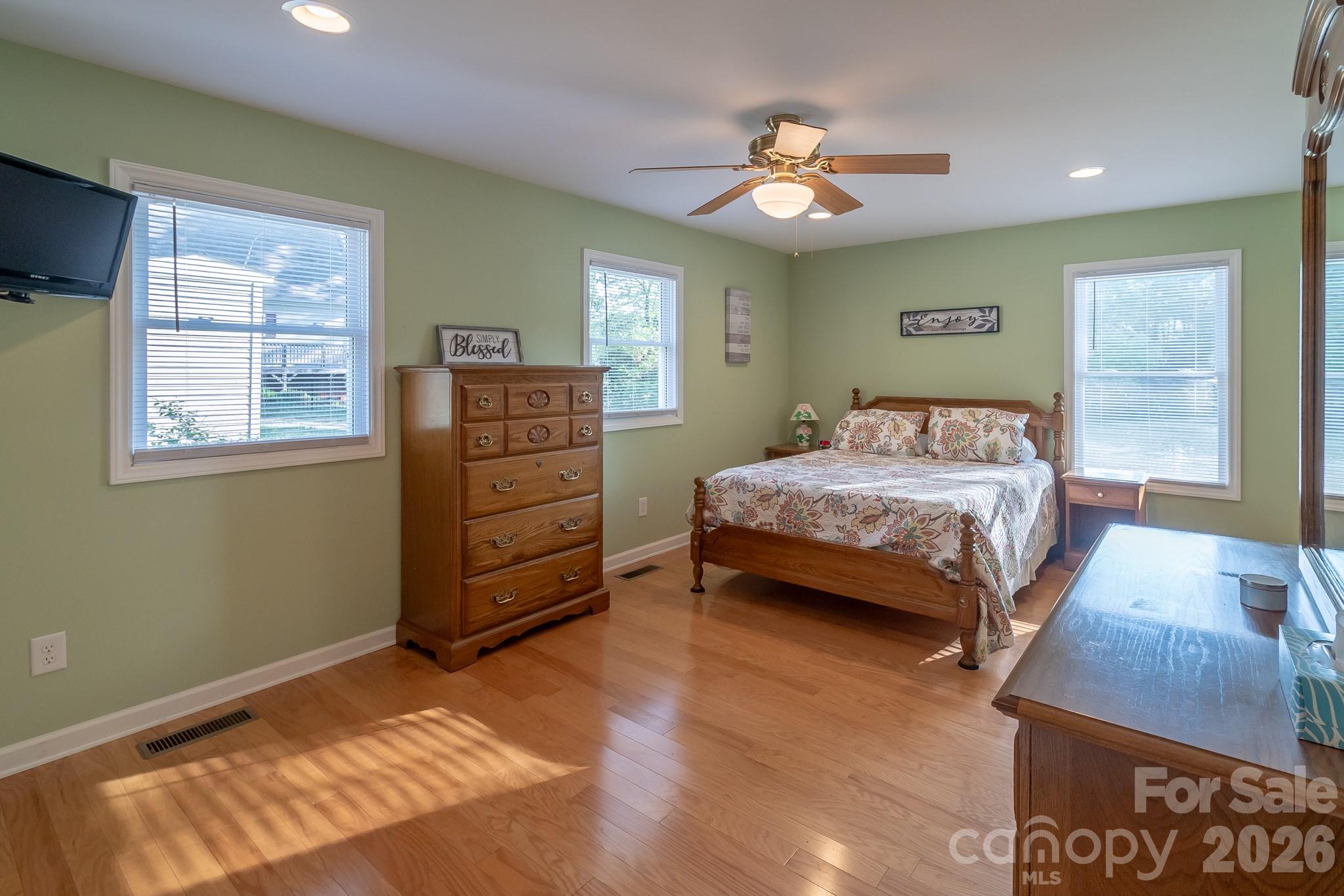 150 Pinehaven Lane Property Photo 16