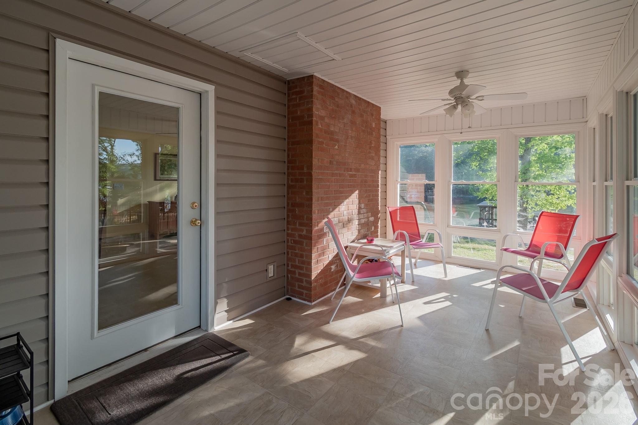 150 Pinehaven Lane Property Photo 31