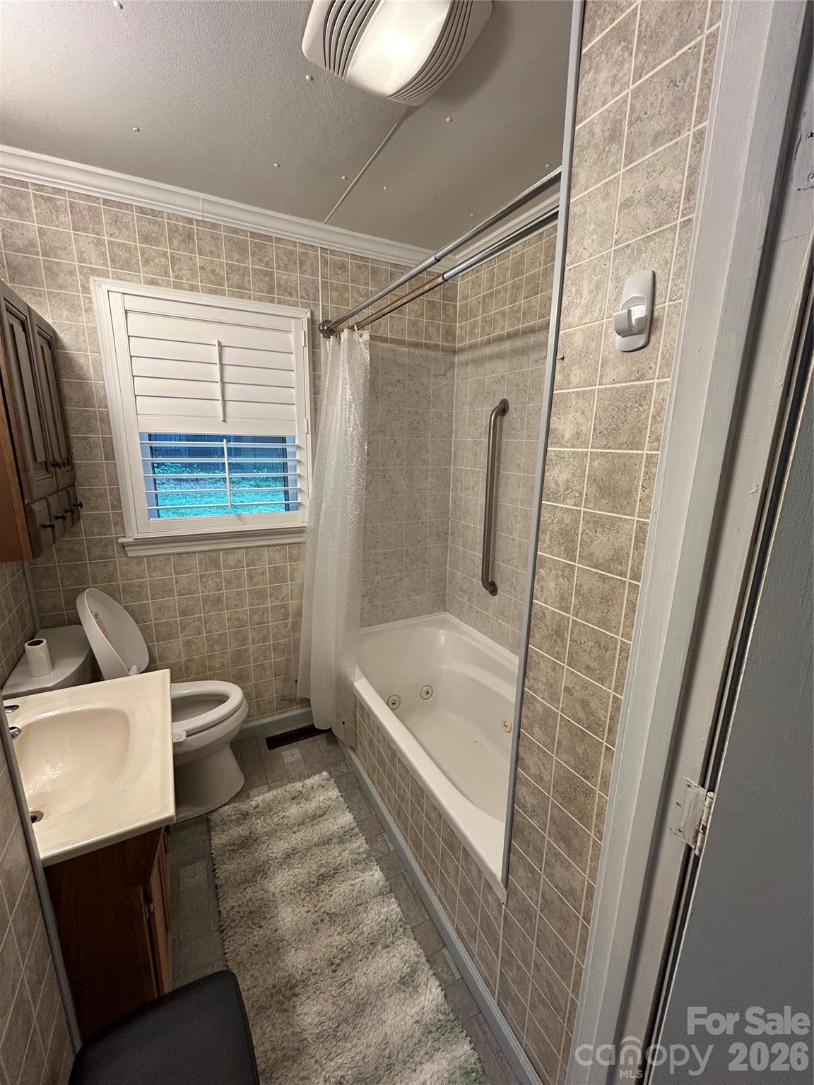 110 9th Street Property Photo 28