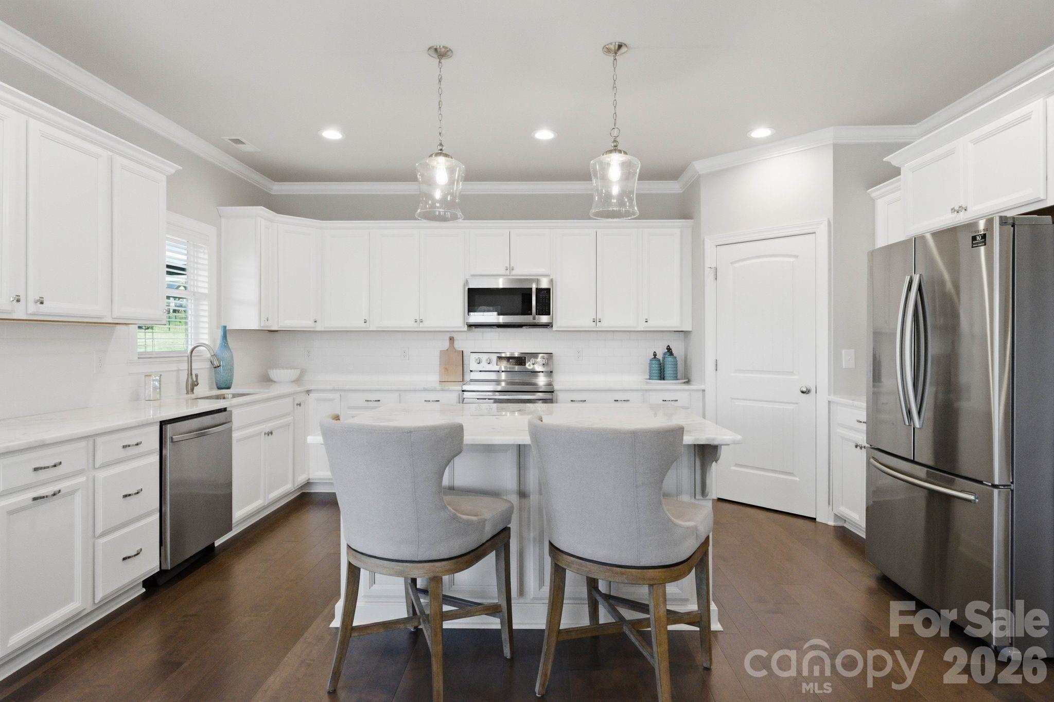 176 Staffordshire Drive Property Photo 17