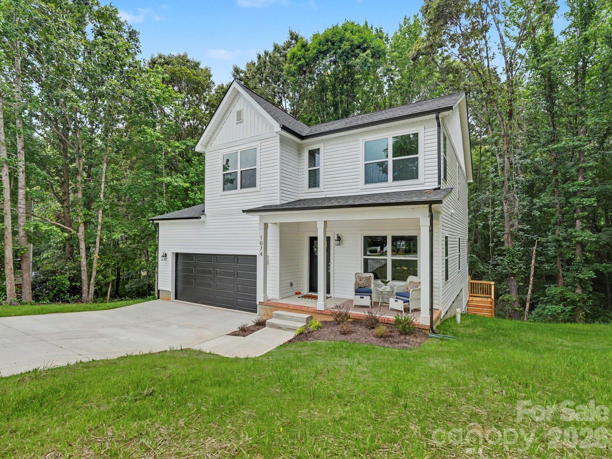1074 Mackey Court Property Photo 1