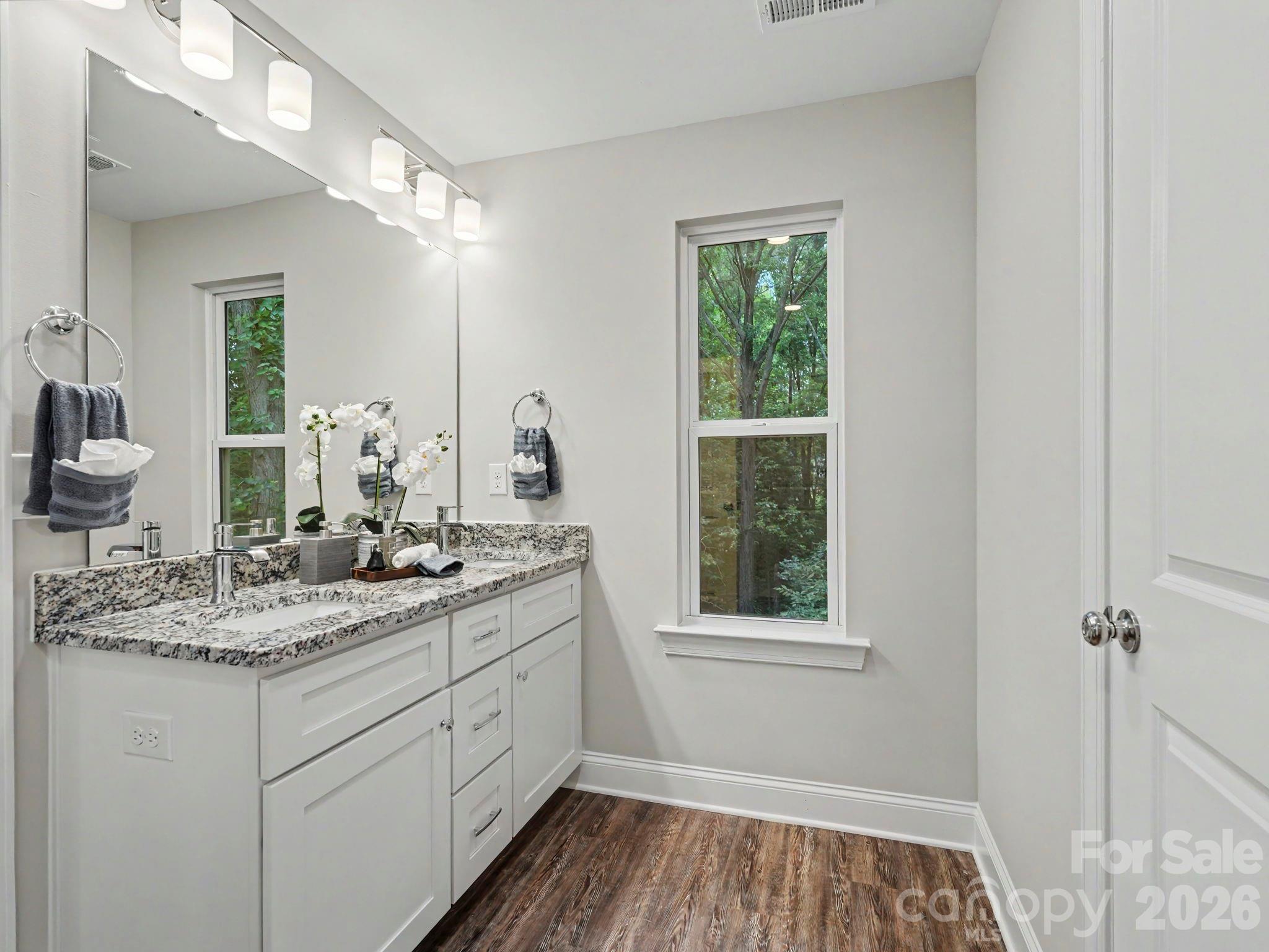 1074 Mackey Court Property Photo 13