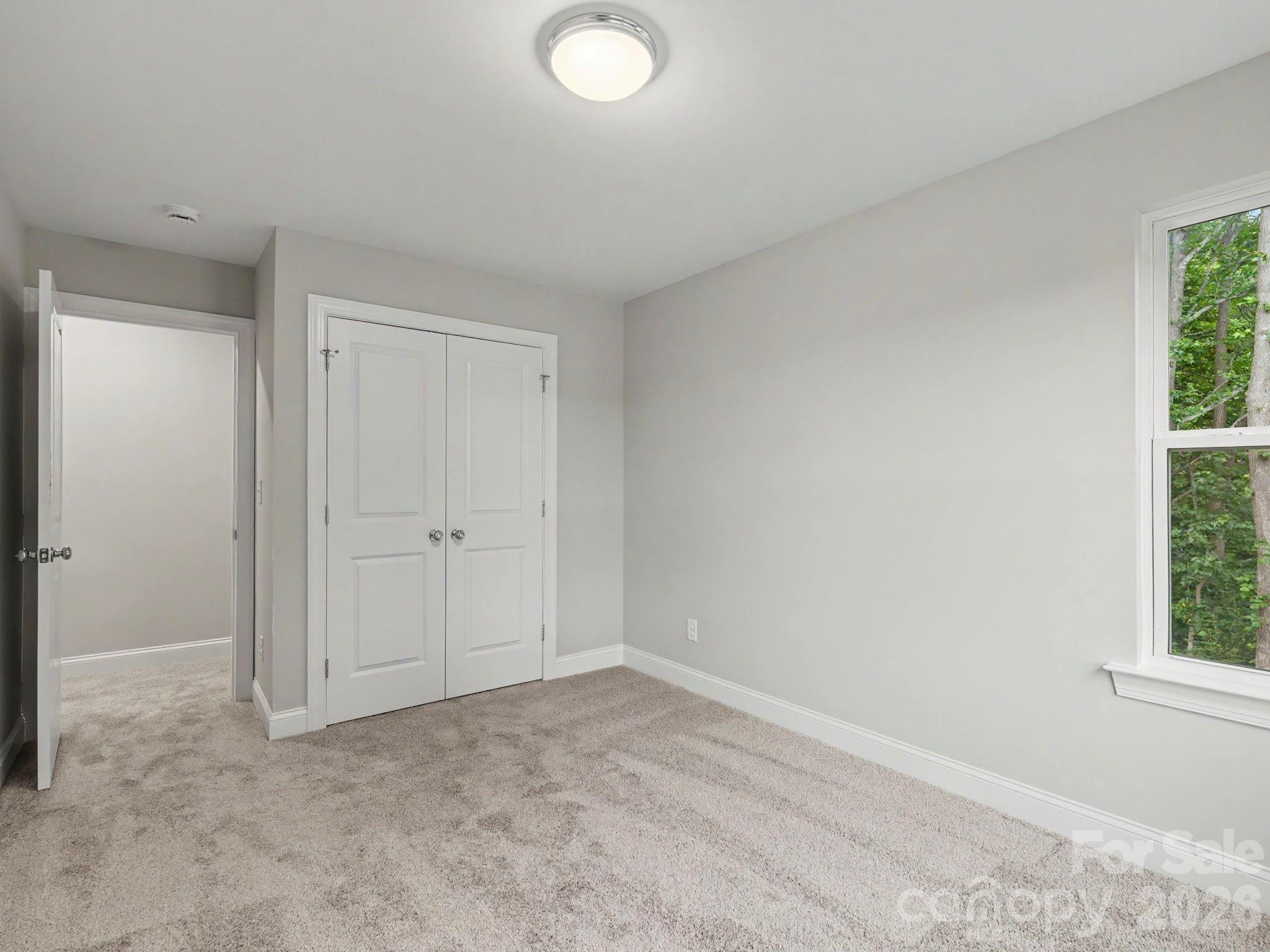 1074 Mackey Court Property Photo 18