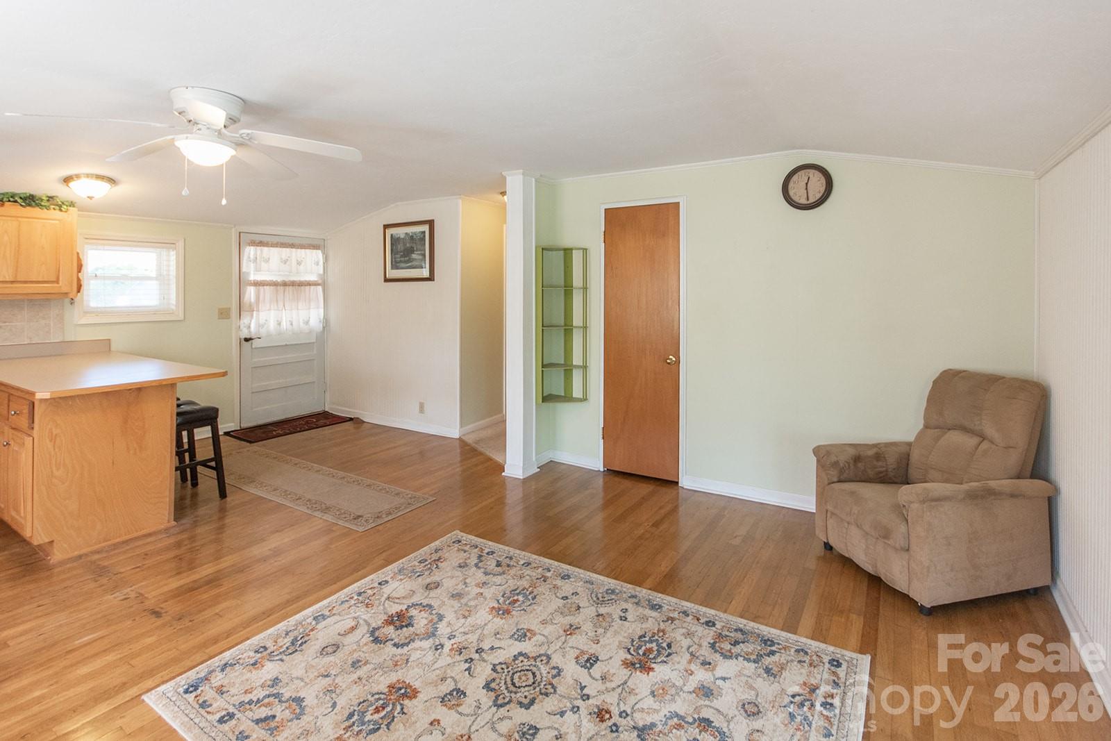 59 S Front Street Property Photo 8