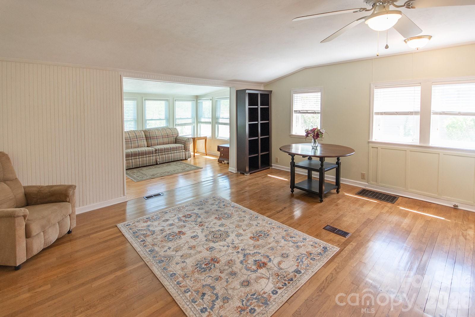 59 S Front Street Property Photo 14