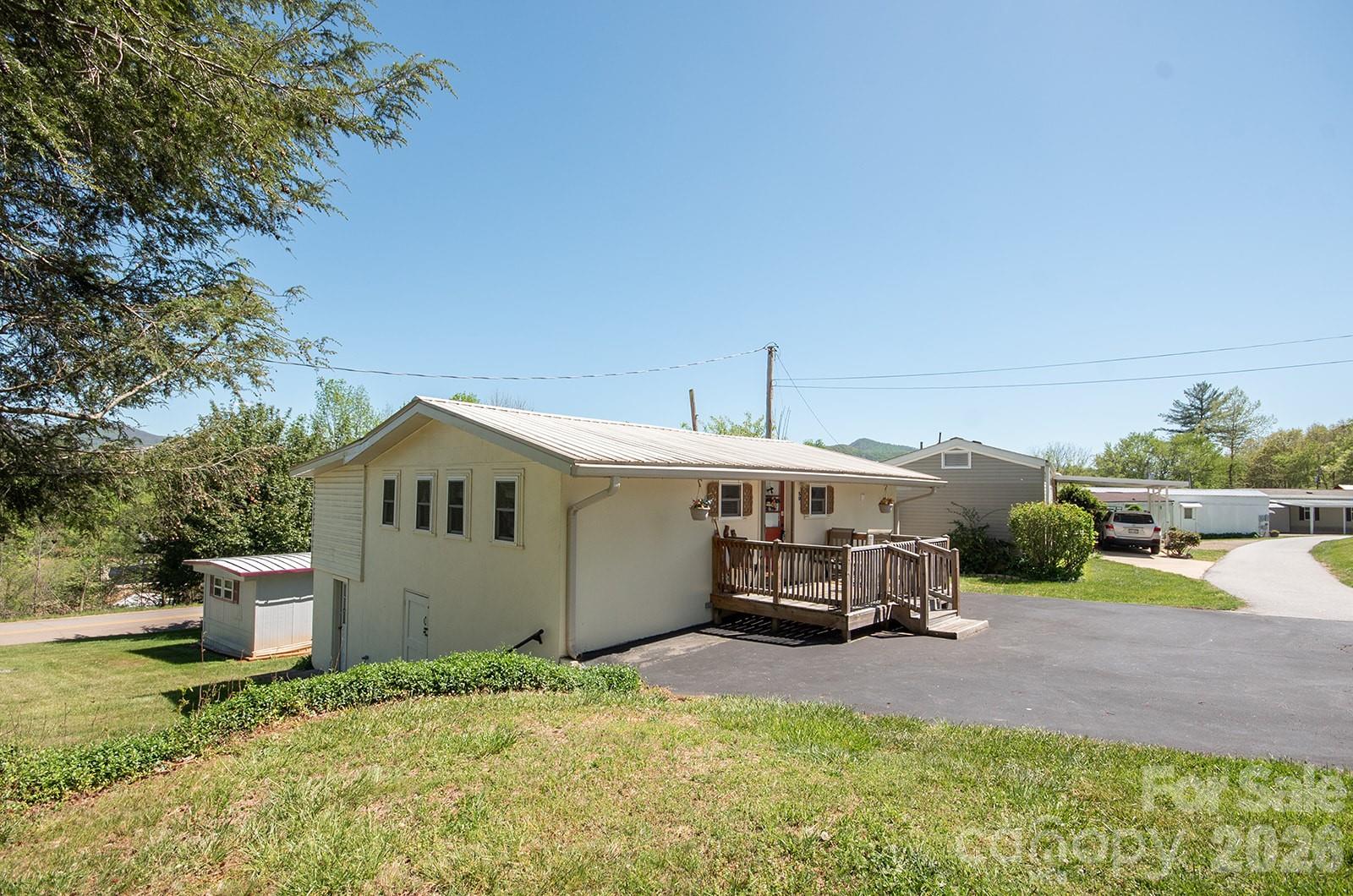 59 S Front Street Property Photo 29