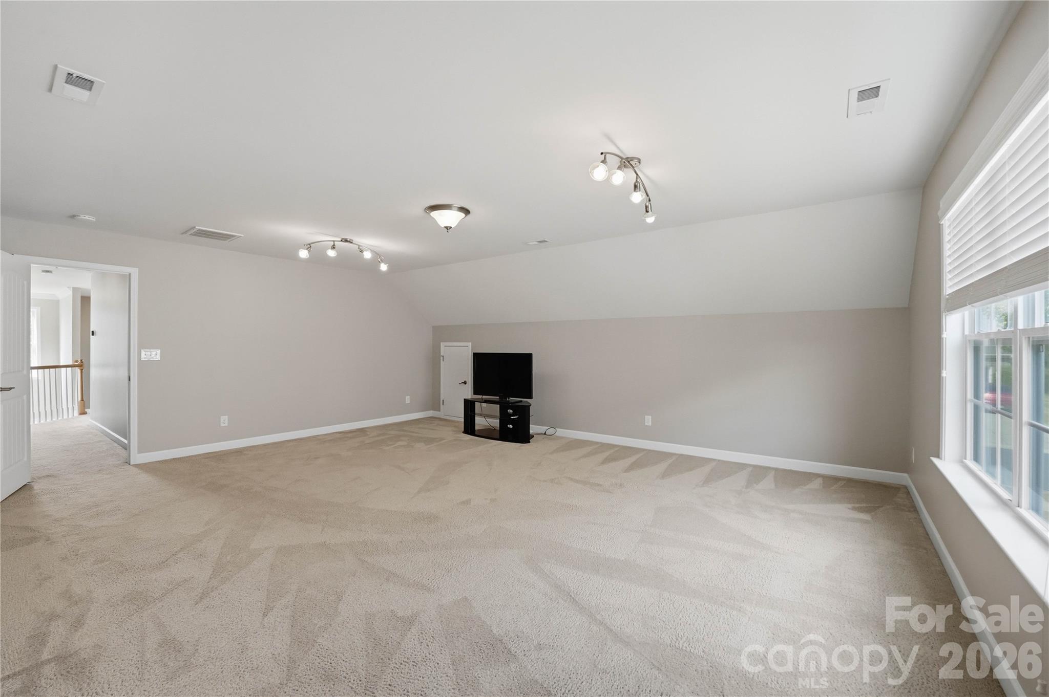 5068 Gladiola Way Property Photo 29