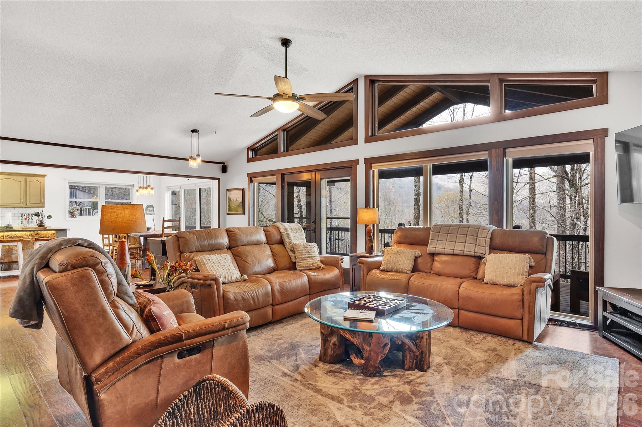 202 Tamarack Road Property Photo 3