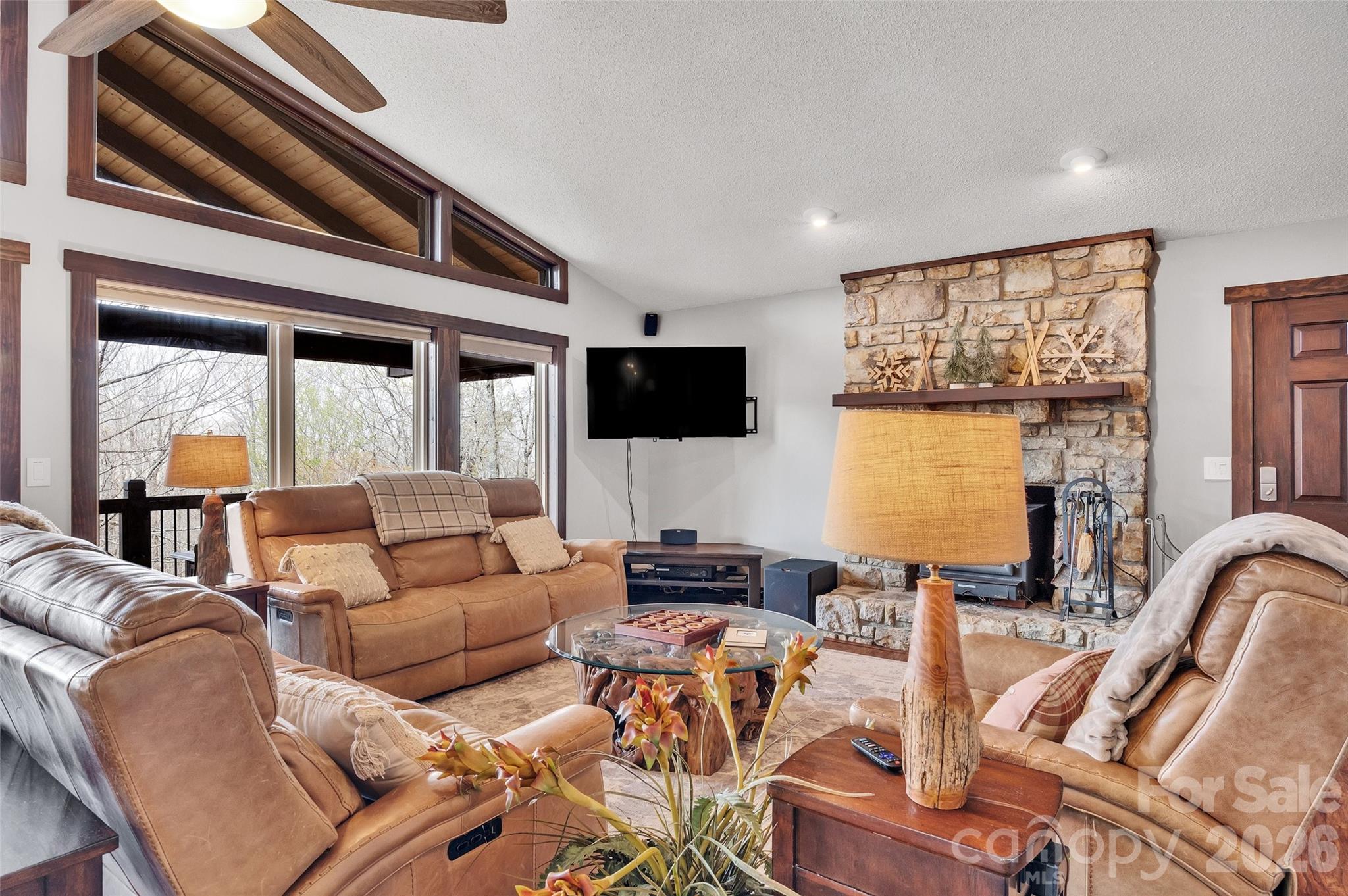 202 Tamarack Road Property Photo 4