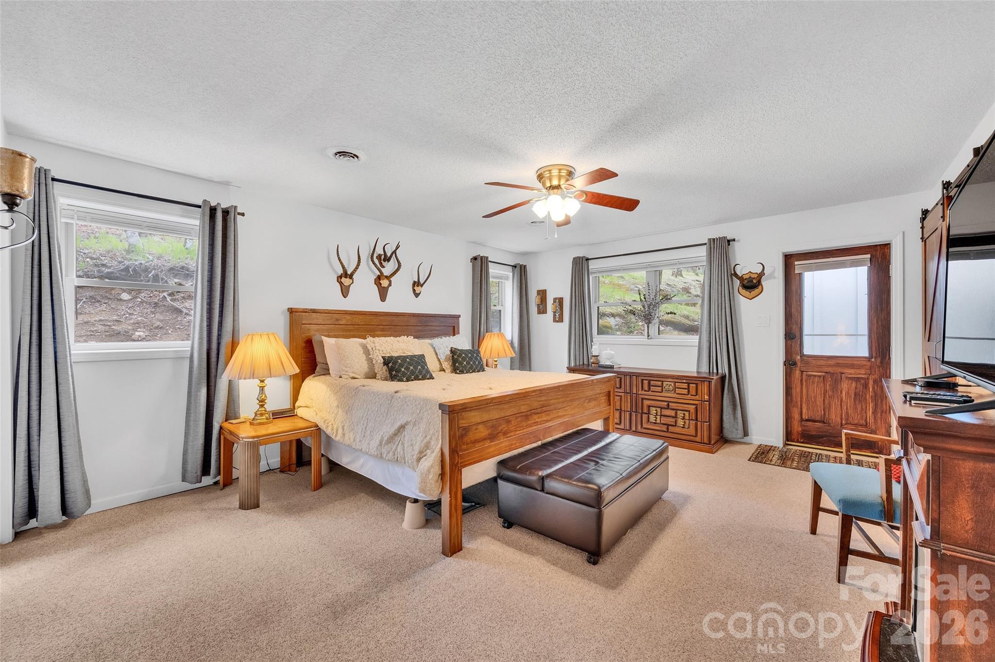 202 Tamarack Road Property Photo 12