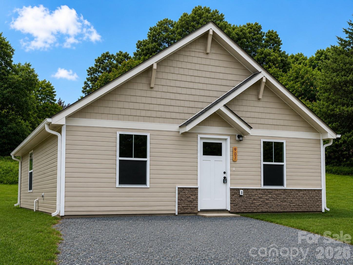 907 Hill Street Property Photo 1