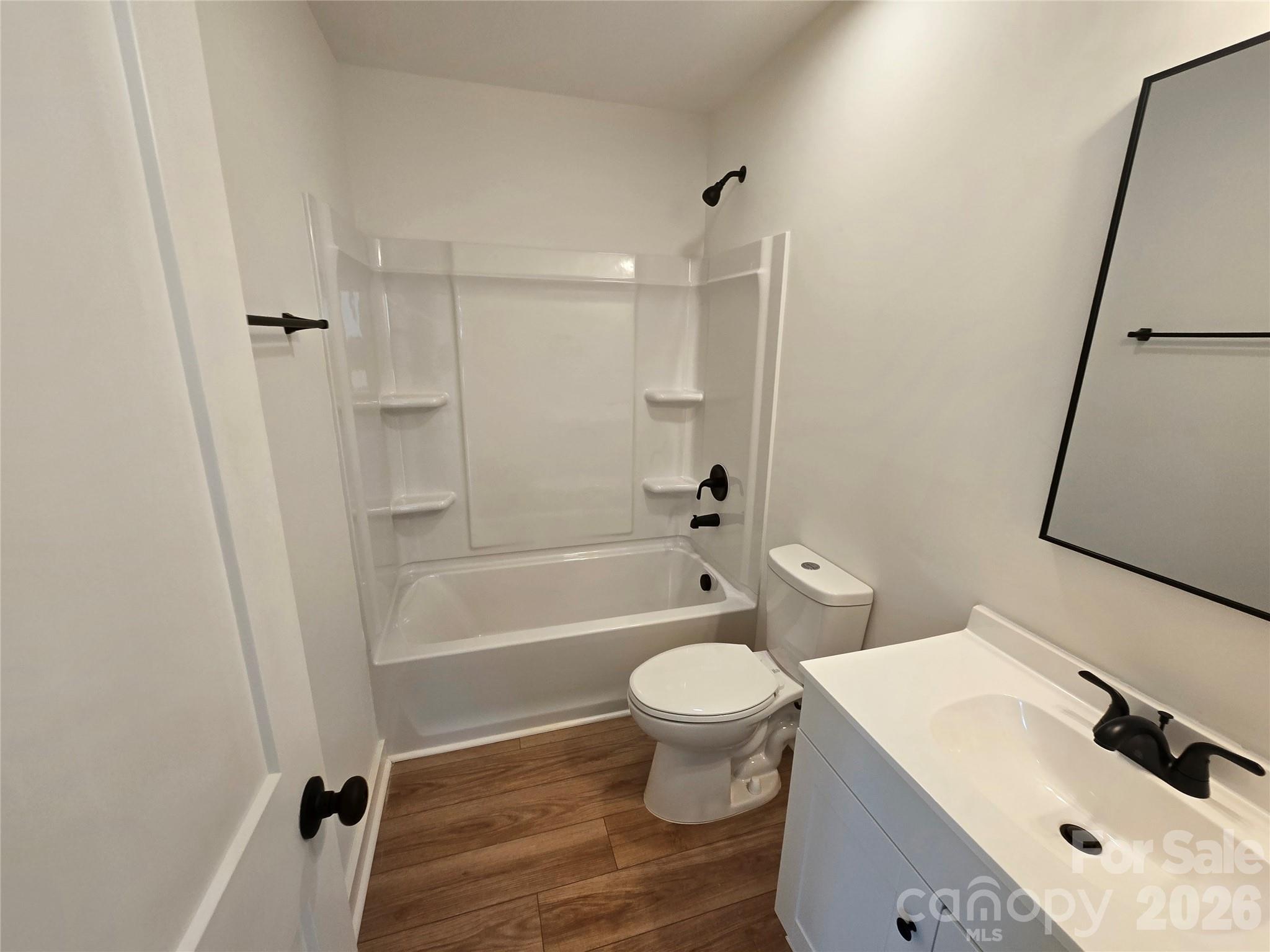 907 Hill Street Property Photo 12