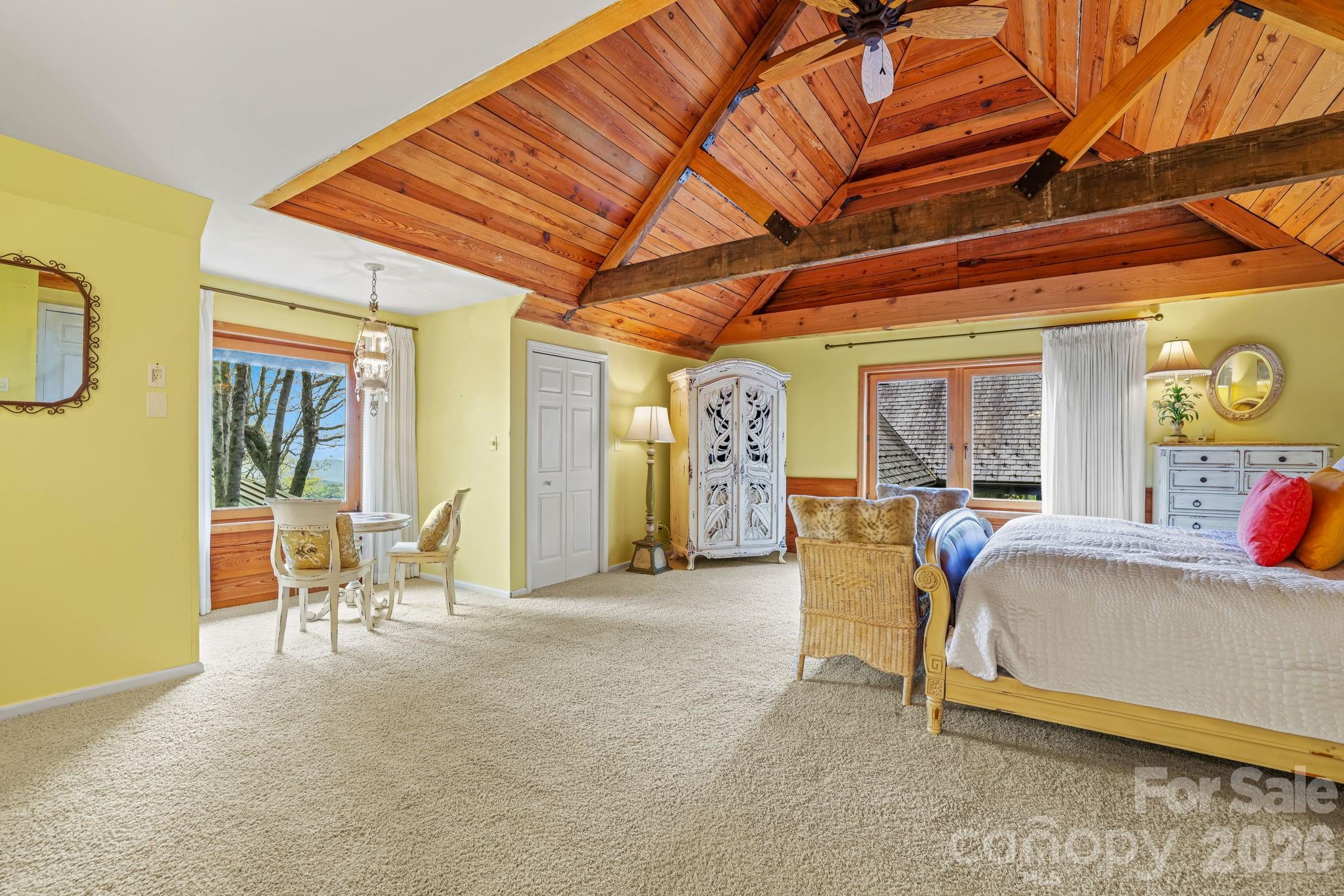 1052 Toxaway Drive Property Photo 37