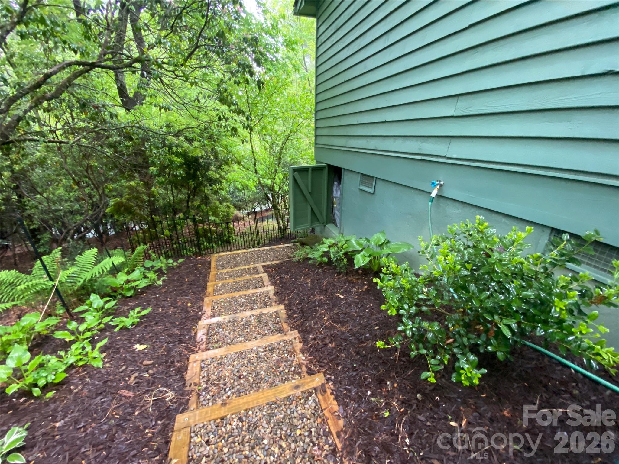 2698 Connestee Trail Property Photo 23