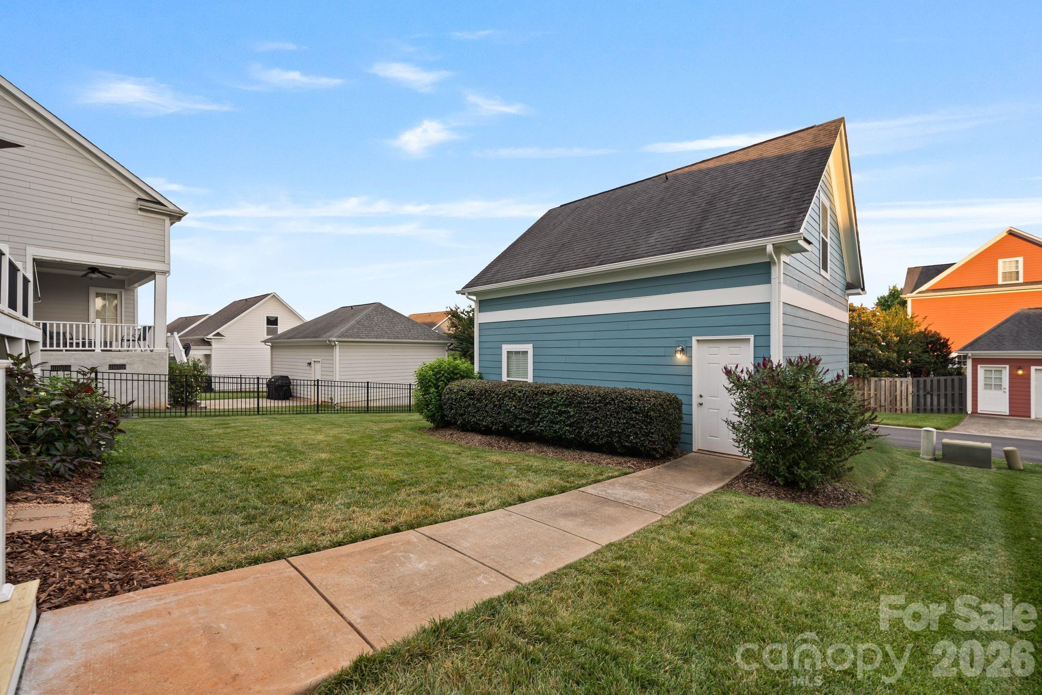 2319 Lochview Street Property Photo 42
