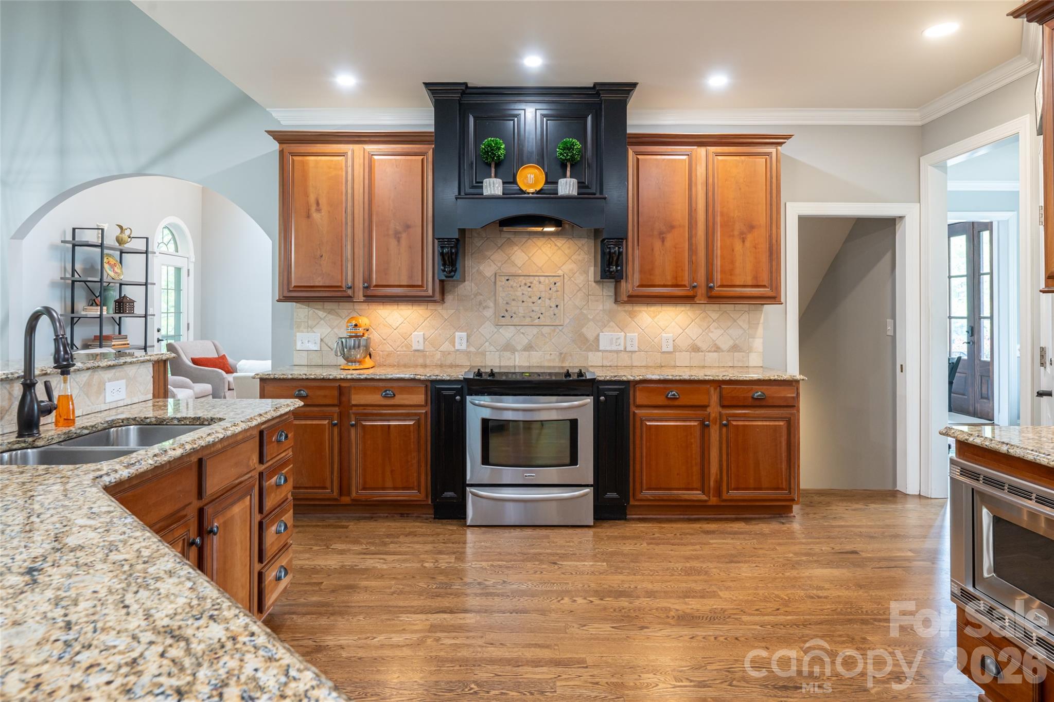 75 Ledgestone Drive Property Photo 6