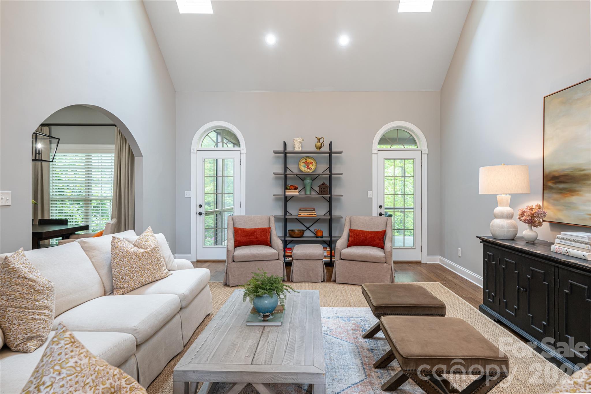 75 Ledgestone Drive Property Photo 11
