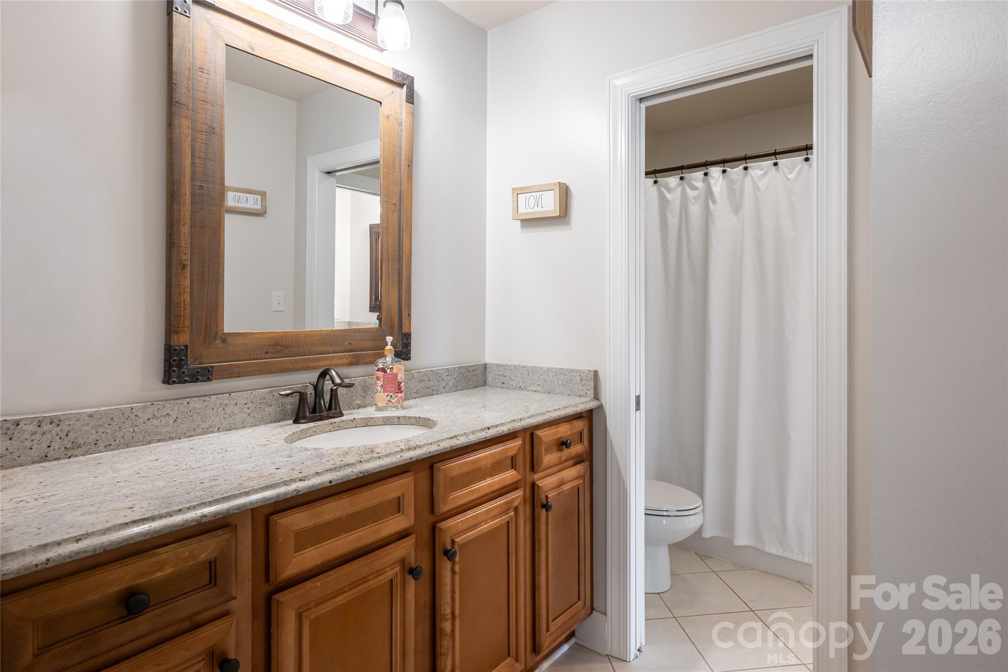 75 Ledgestone Drive Property Photo 24