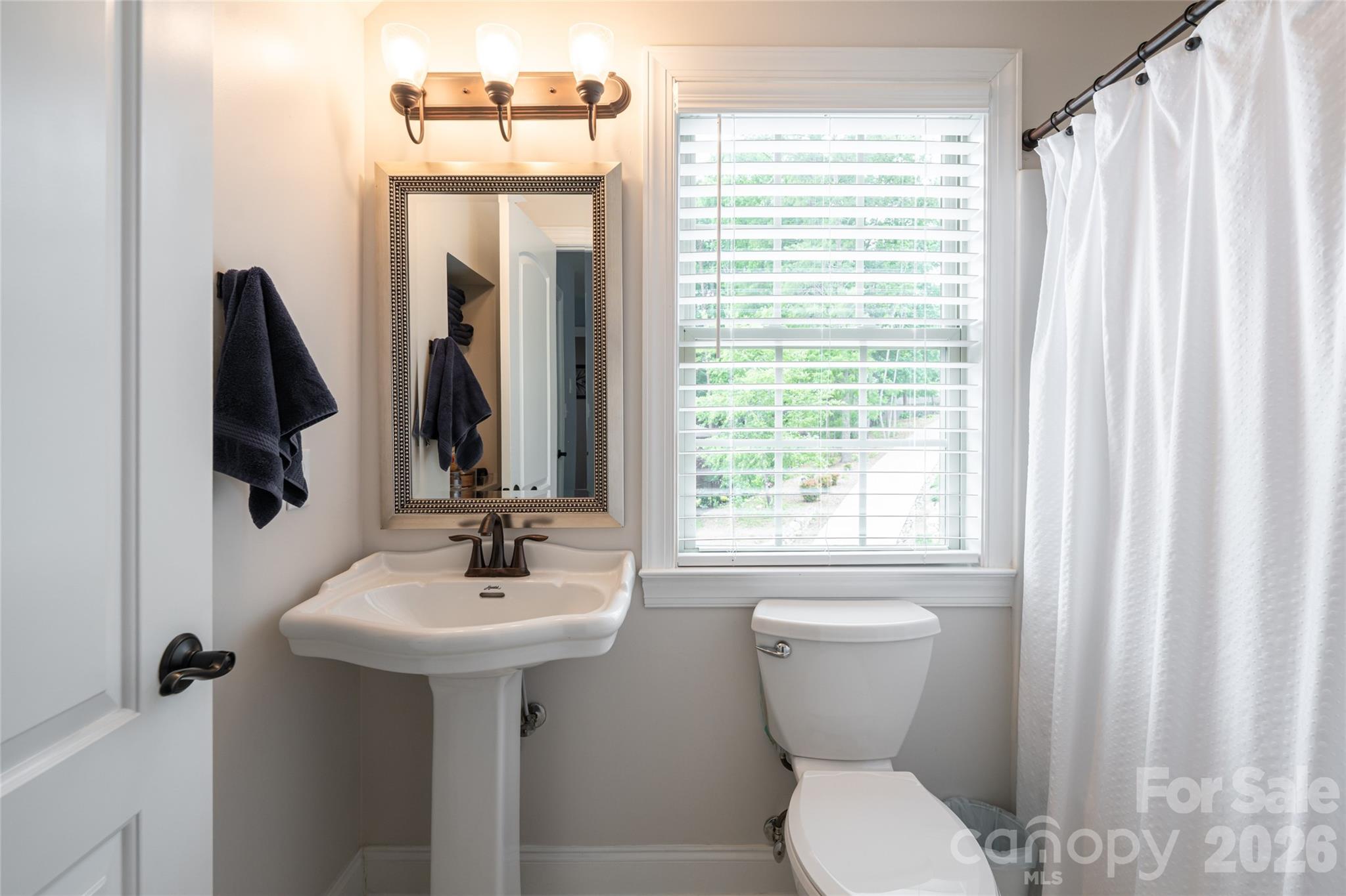 75 Ledgestone Drive Property Photo 28