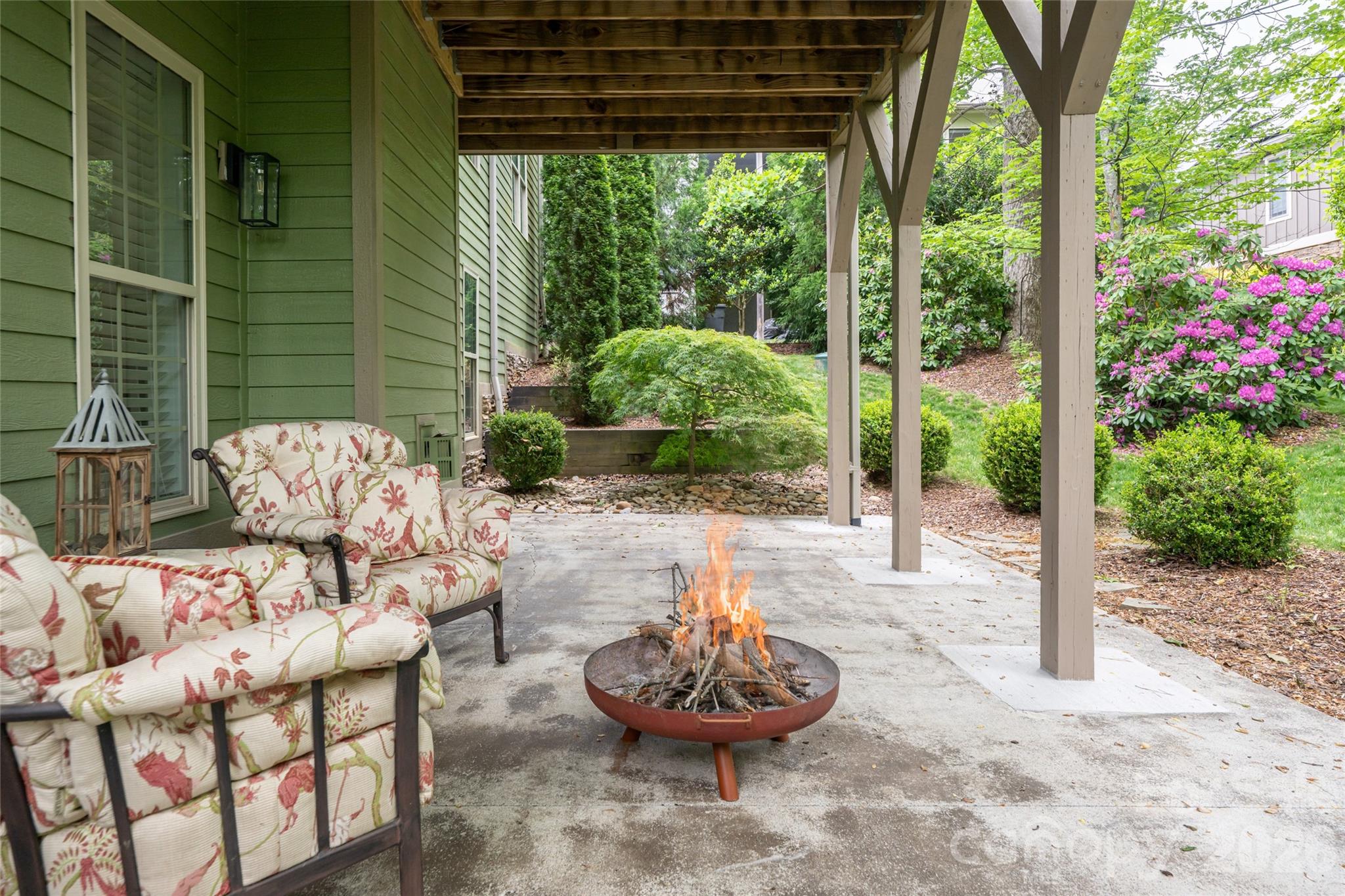 75 Ledgestone Drive Property Photo 37