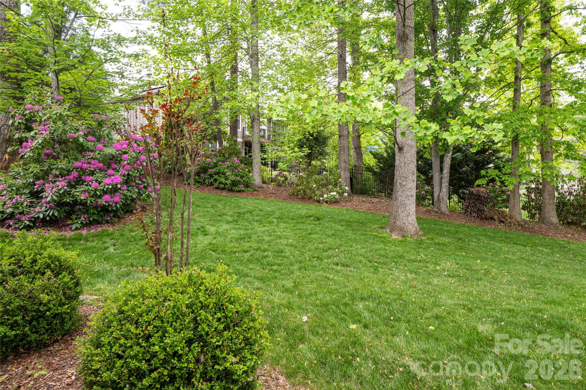 75 Ledgestone Drive Property Photo 38