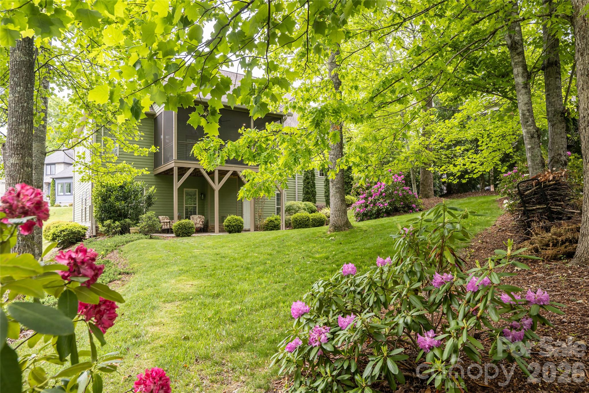 75 Ledgestone Drive Property Photo 42