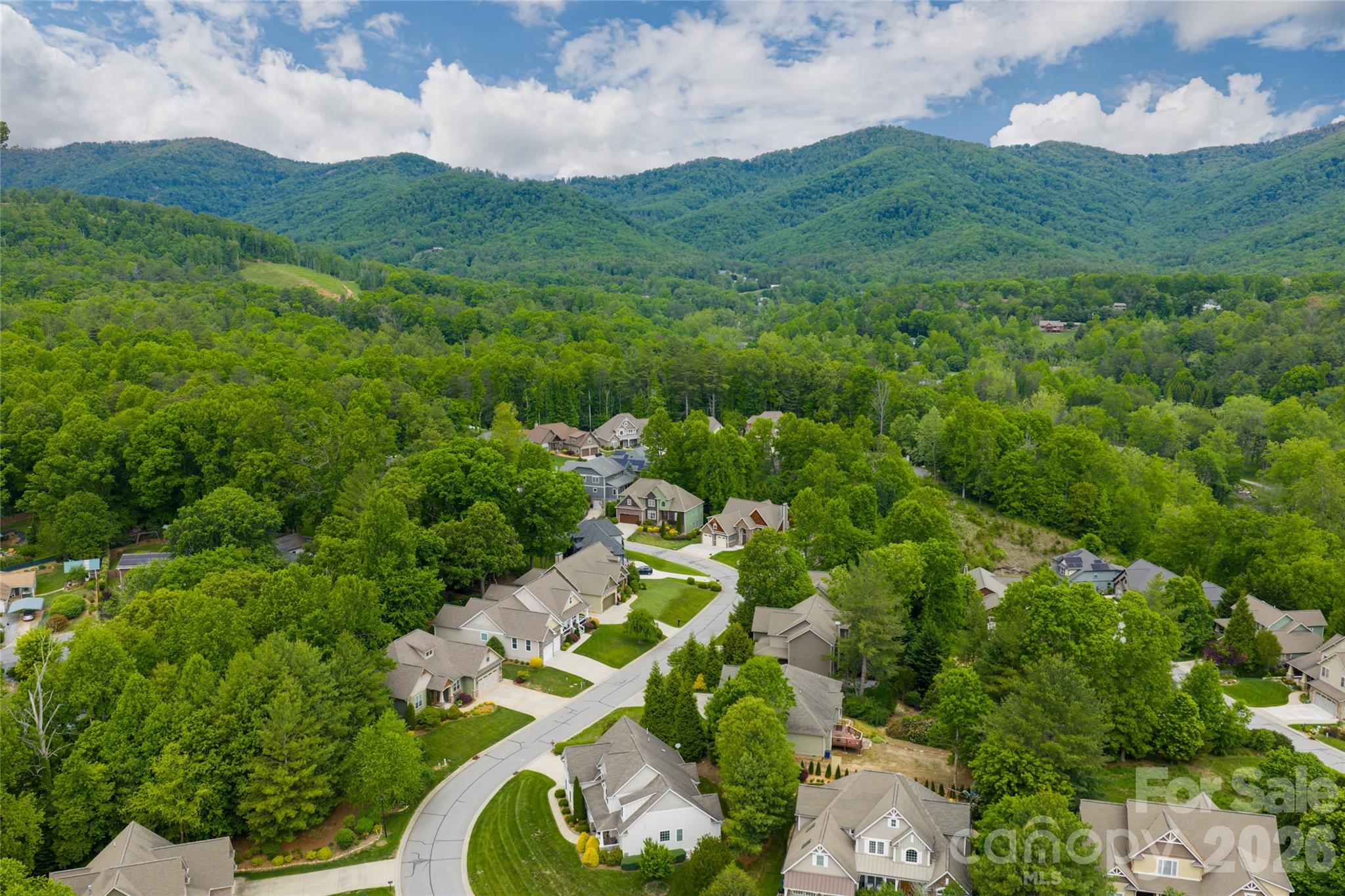 75 Ledgestone Drive Property Photo 45