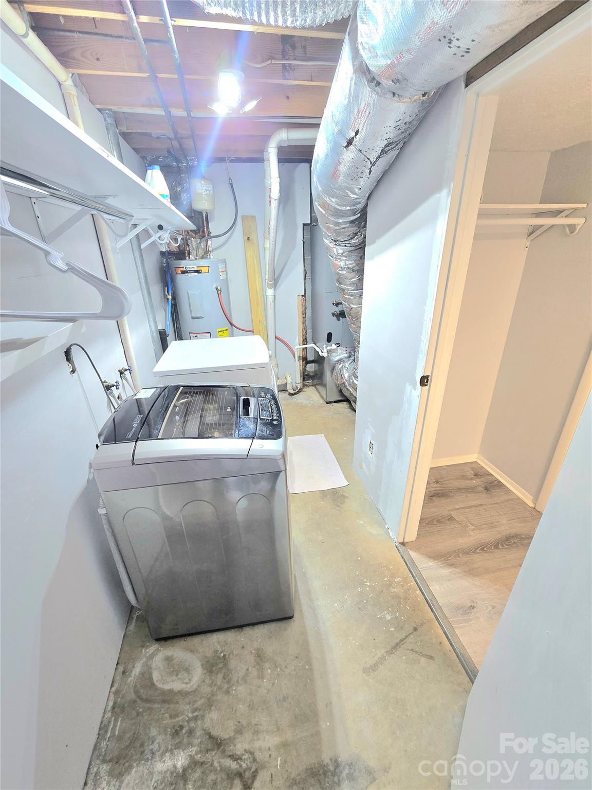 9432 Lexington Circle A Property Photo 24