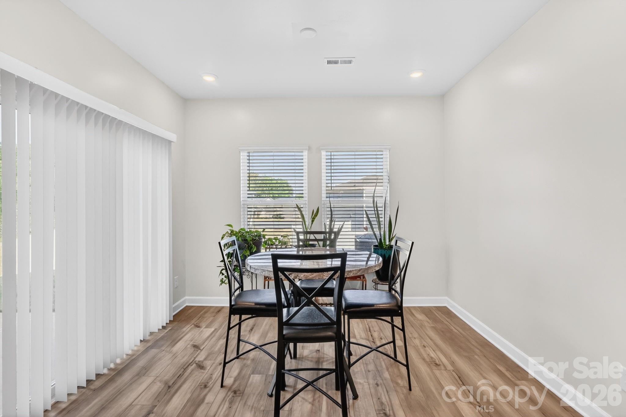 1009 Jeffery Dean Court Property Photo 15
