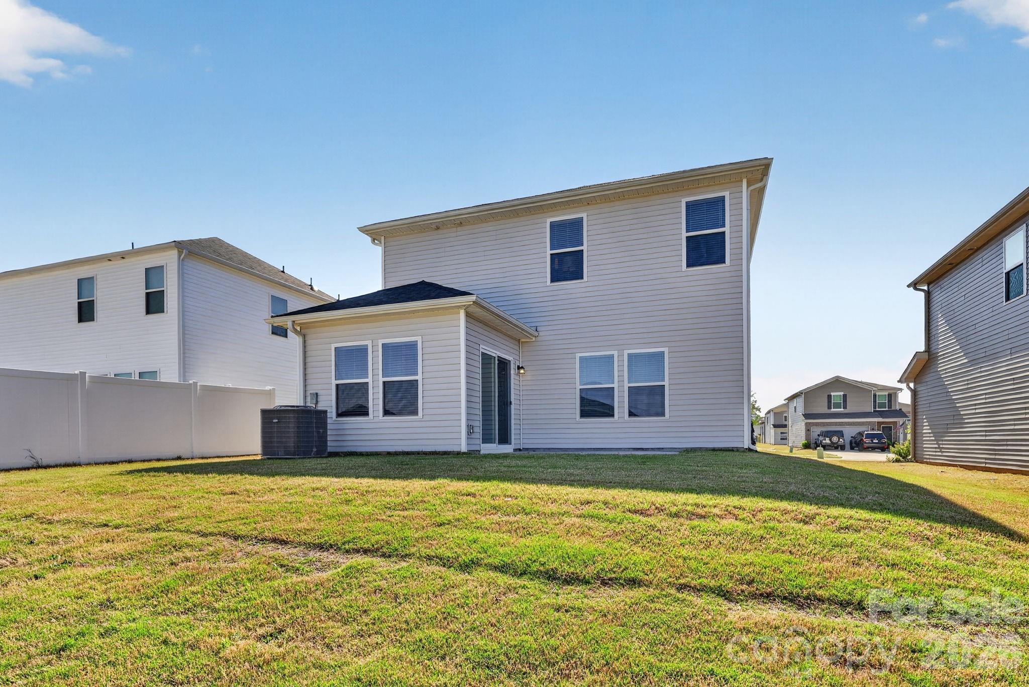 1009 Jeffery Dean Court Property Photo 28