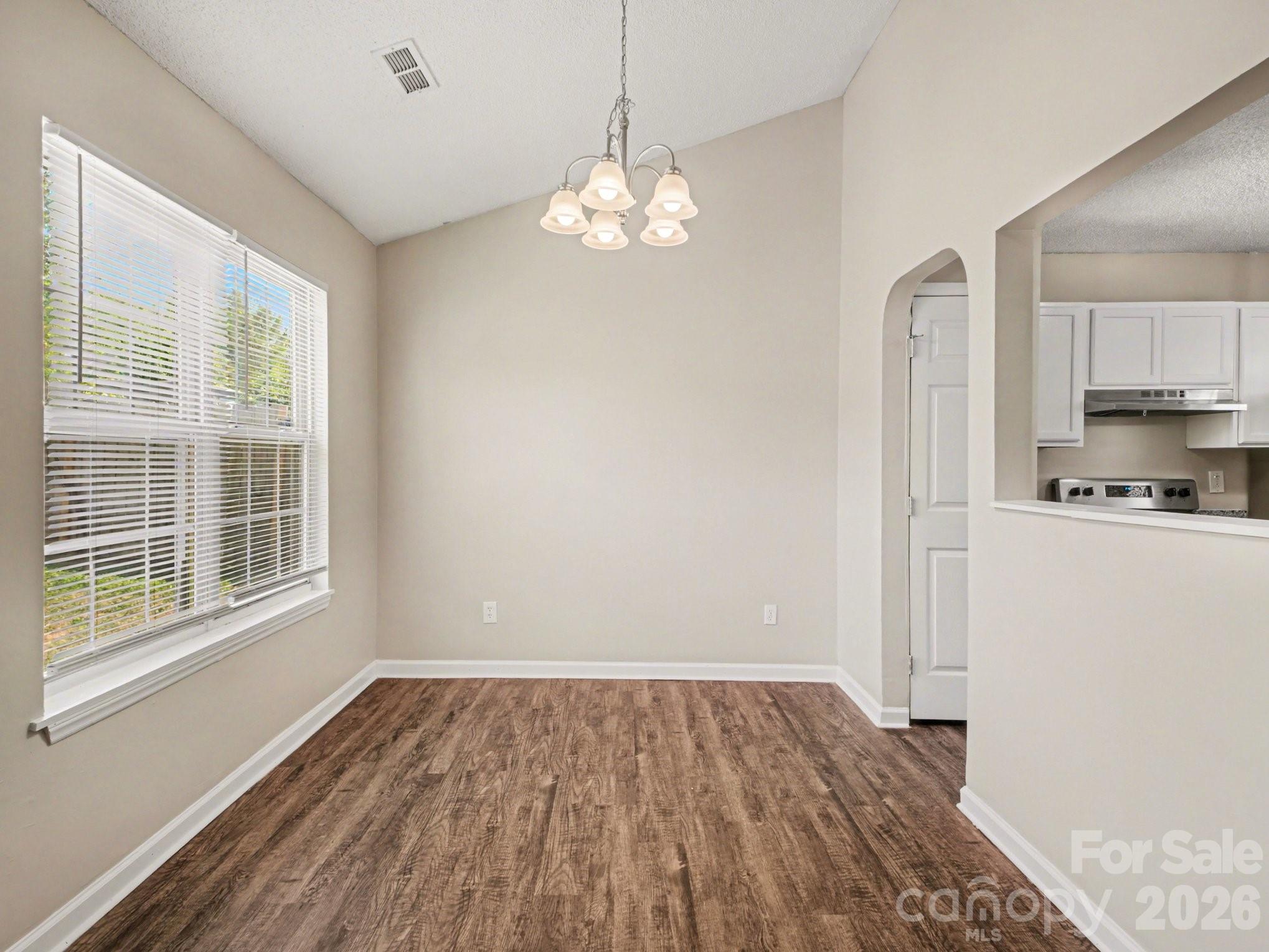 3744 Capps Hill Drive Property Photo 11