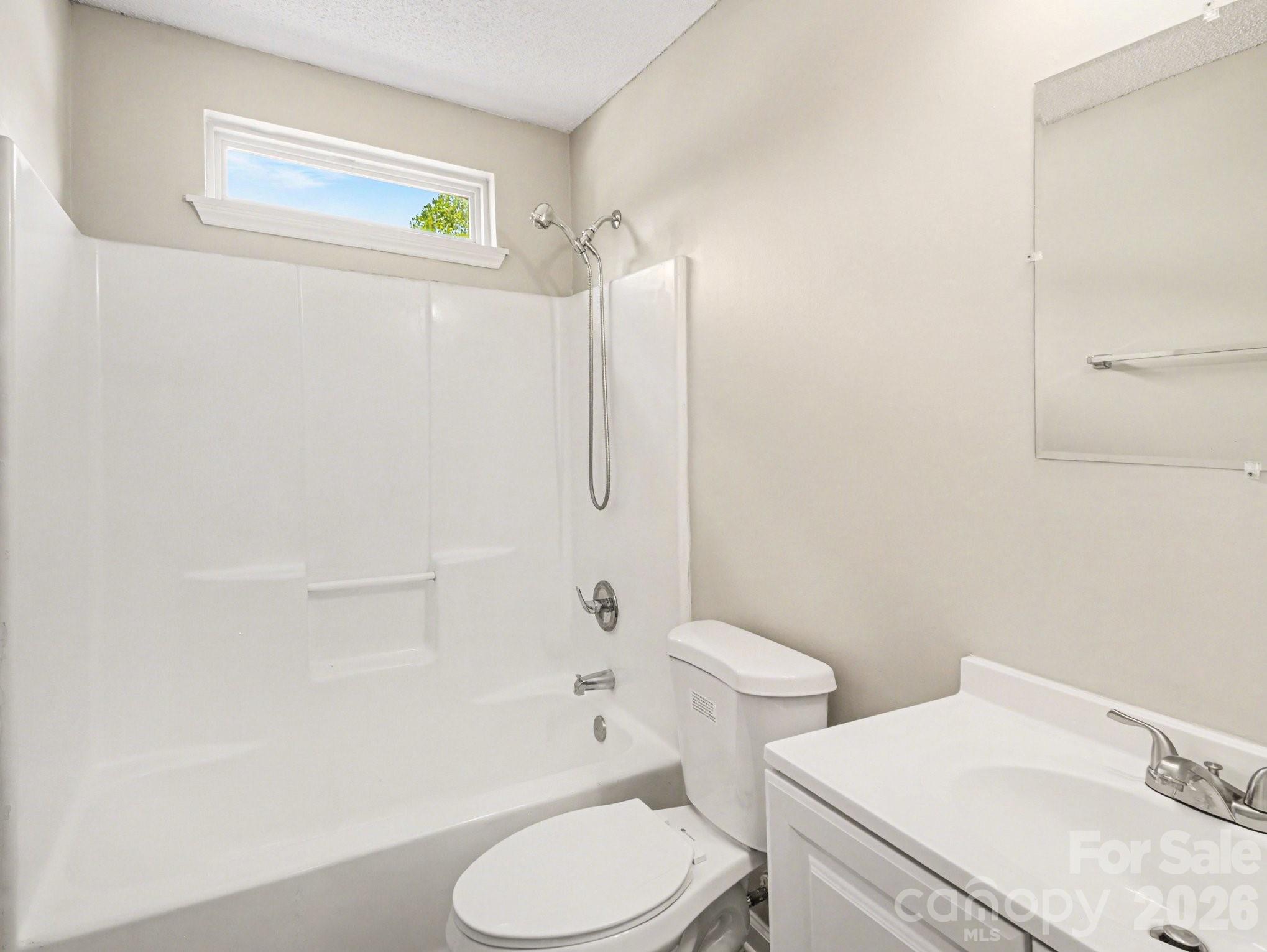 3744 Capps Hill Drive Property Photo 18