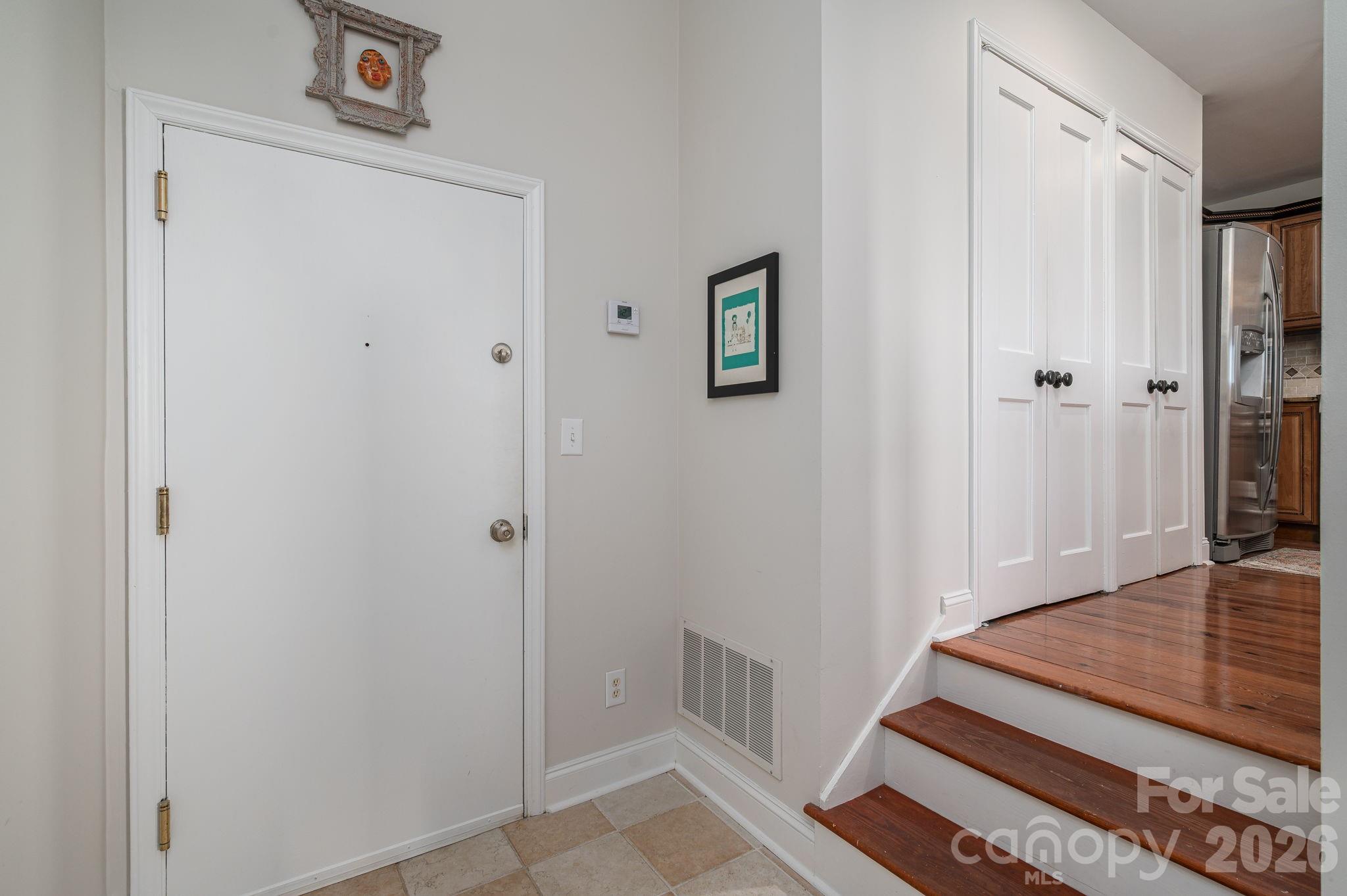 201 S Washington Street Property Photo 2