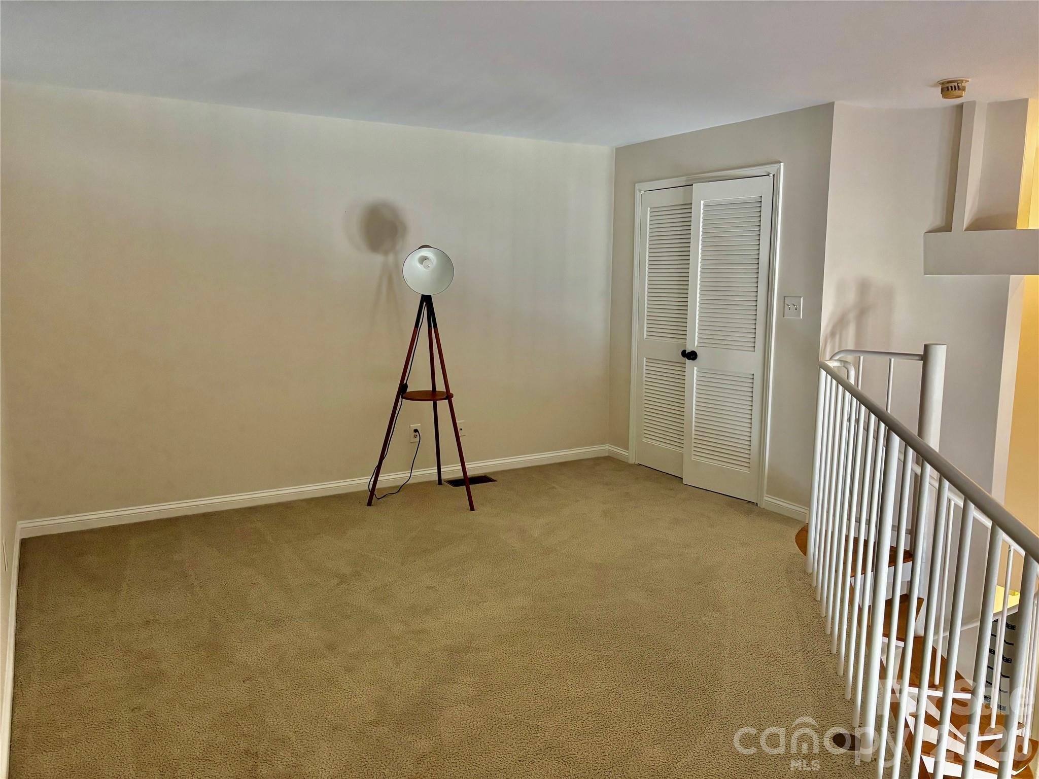 201 S Washington Street Property Photo 15