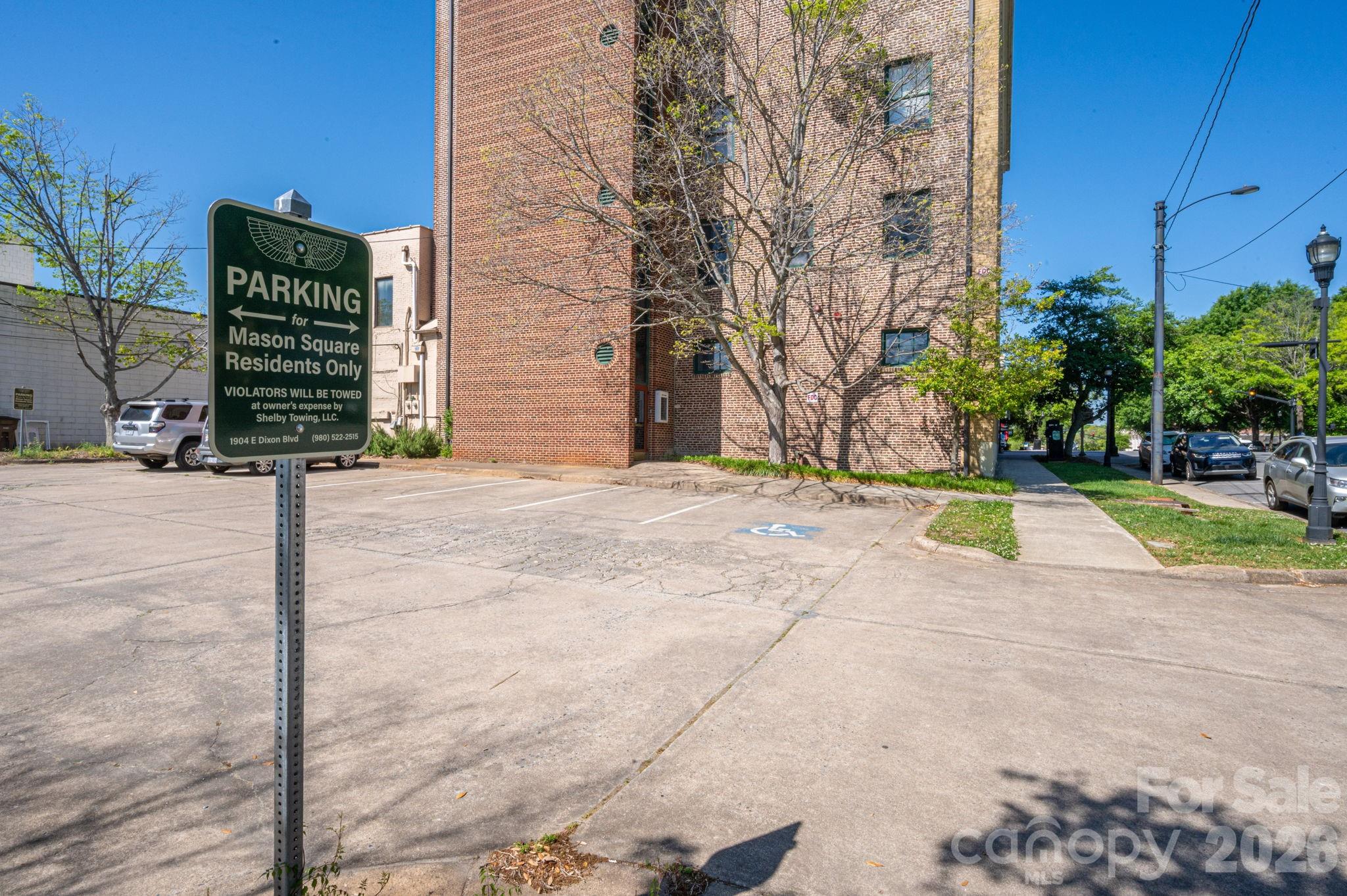 201 S Washington Street Property Photo 40