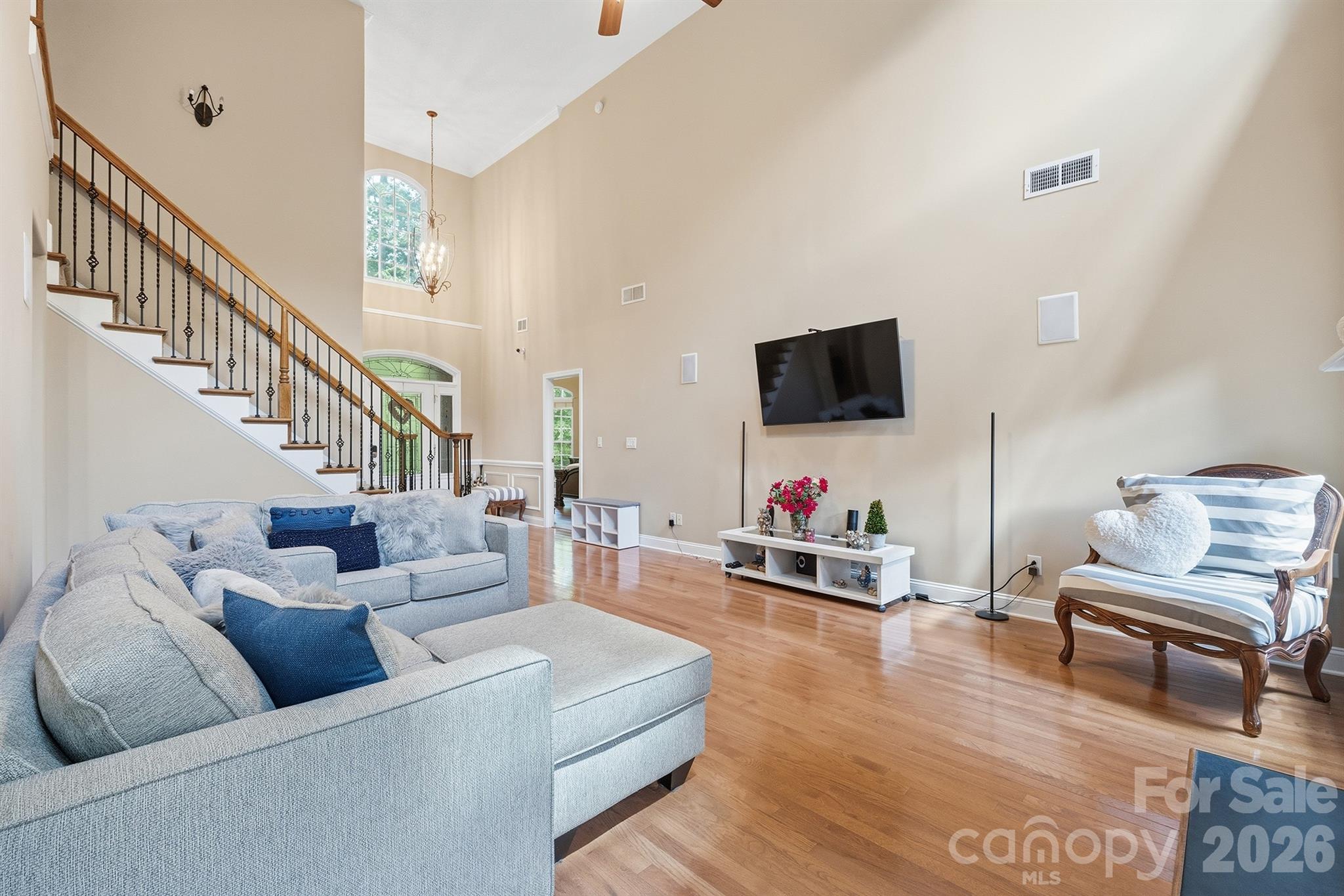 516 Shady Oaks Drive Property Photo 11