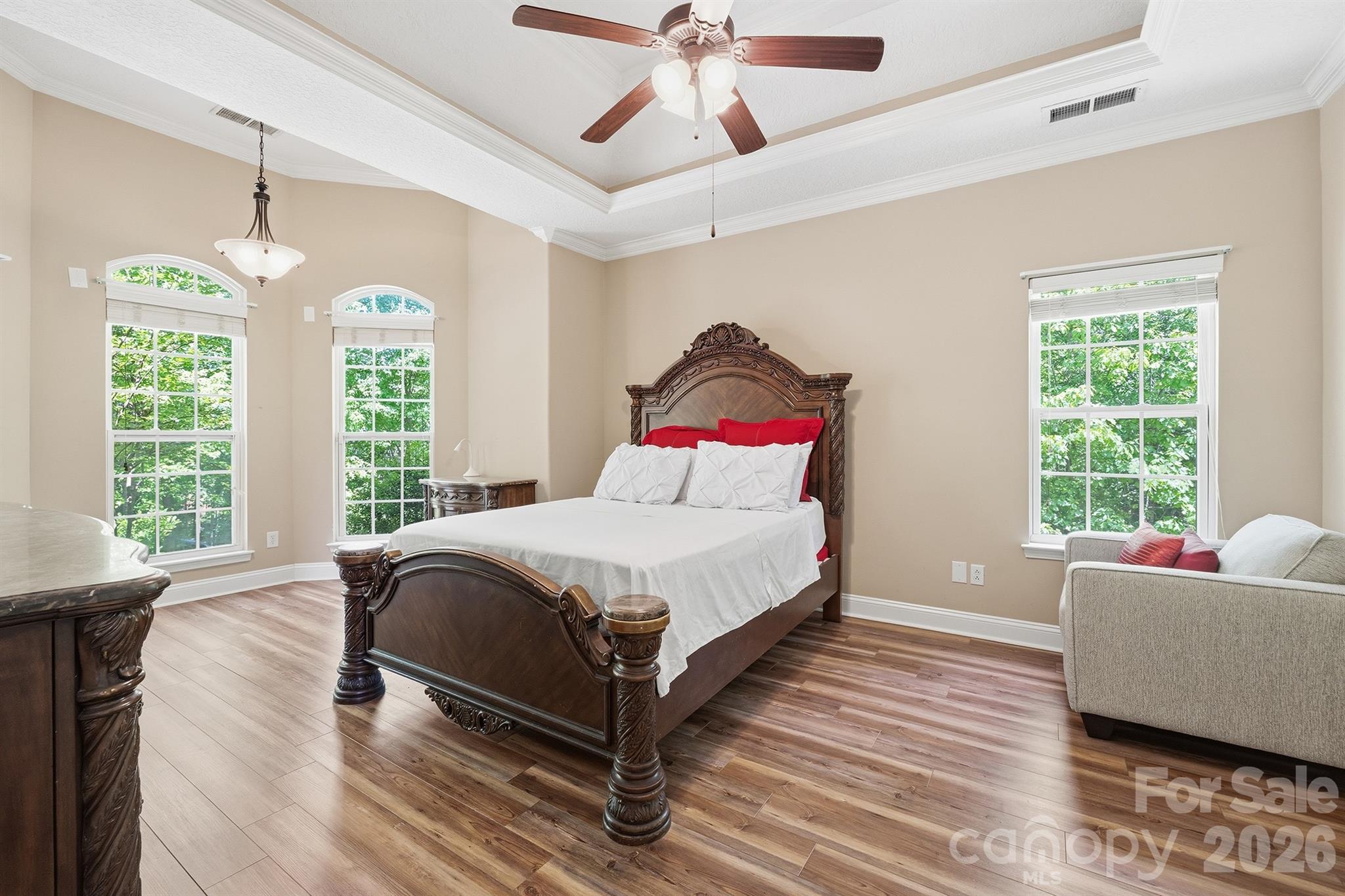 516 Shady Oaks Drive Property Photo 14