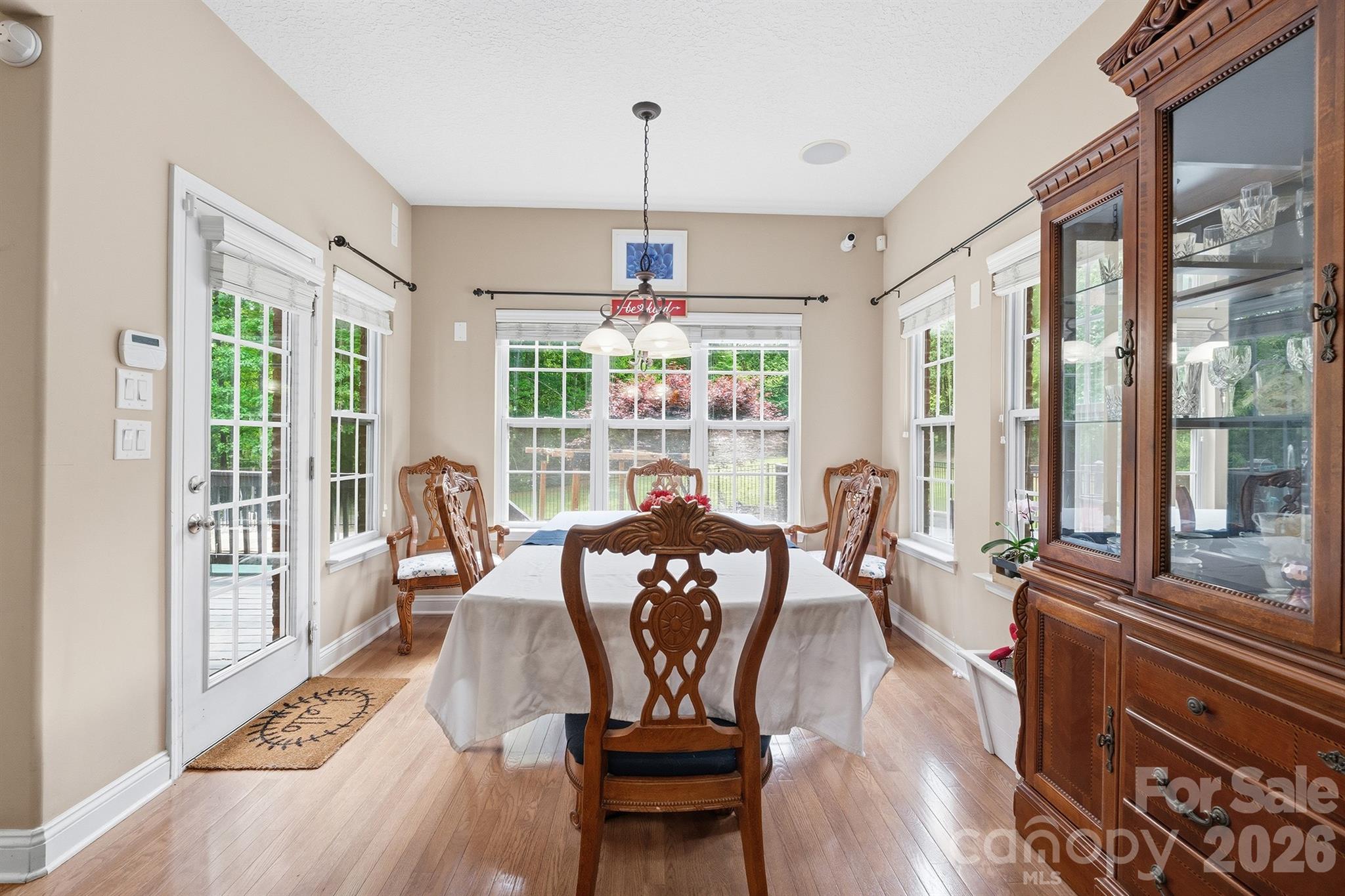 516 Shady Oaks Drive Property Photo 22