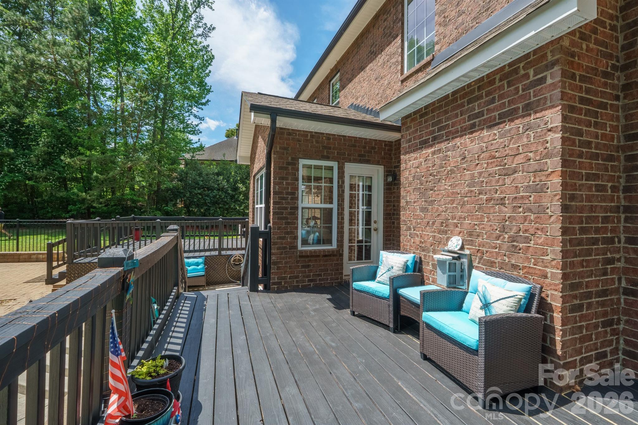 516 Shady Oaks Drive Property Photo 46