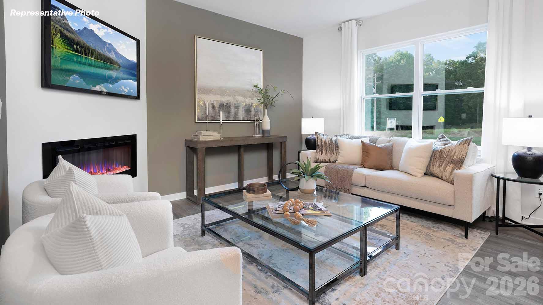 646 Dazzle Loop Property Photo 8