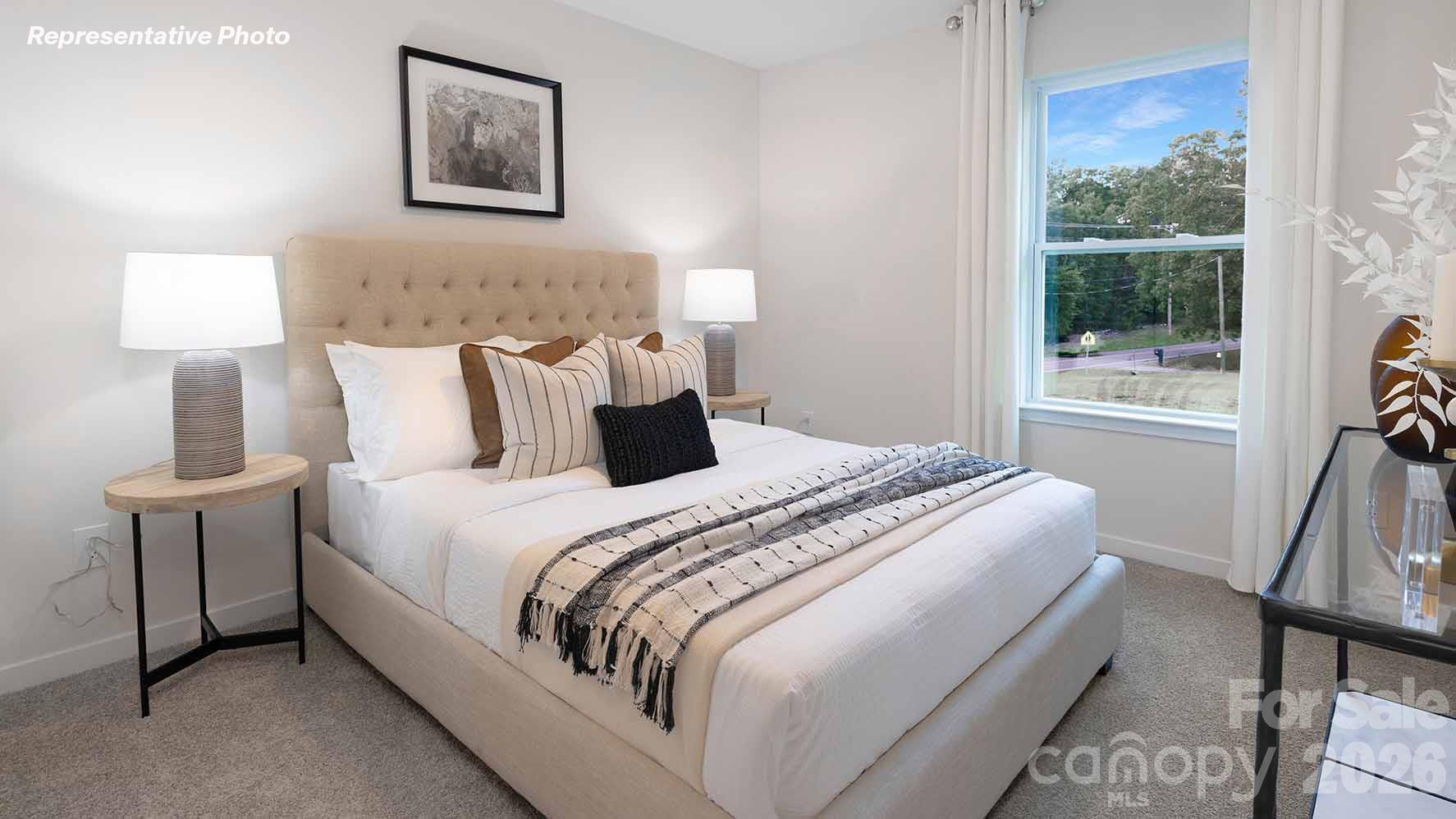 646 Dazzle Loop Property Photo 16